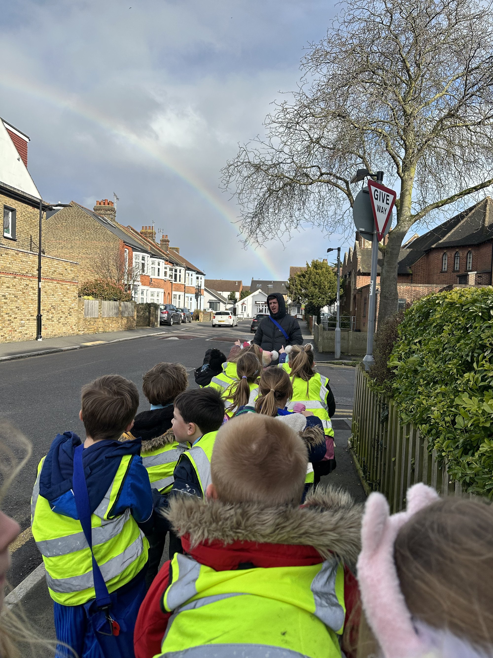 Walking Bus - Wraparound Care Leigh on Sea.jpg