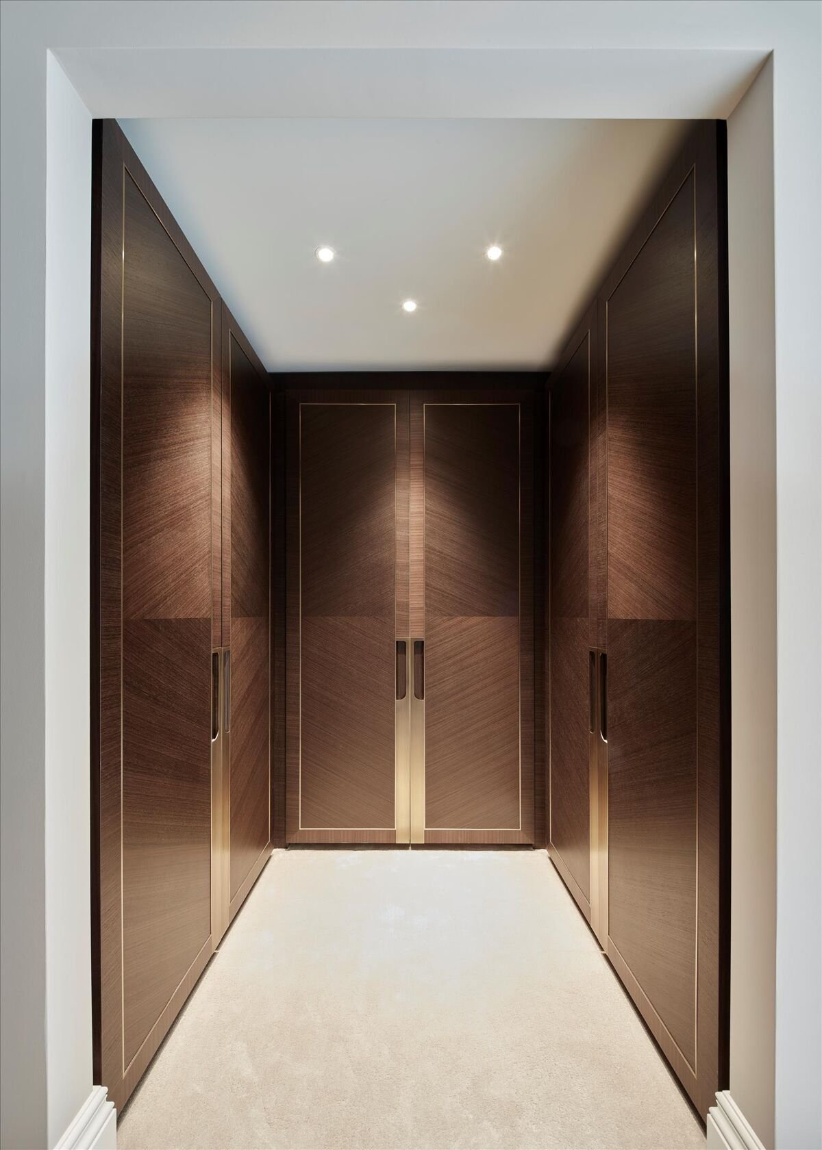 walk-in wardrobes by fine finishing contractor Ant Yapi, a Turkish Construction Company