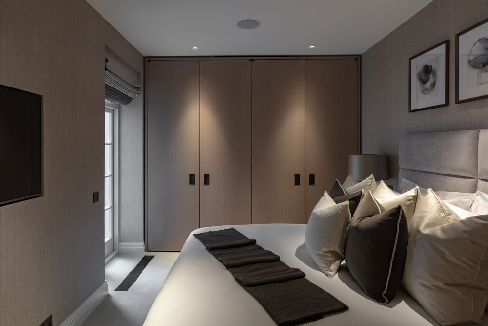 high-end construction companies Ant Yapi in delivering this bespoke bedroom for 20-22 eaton place