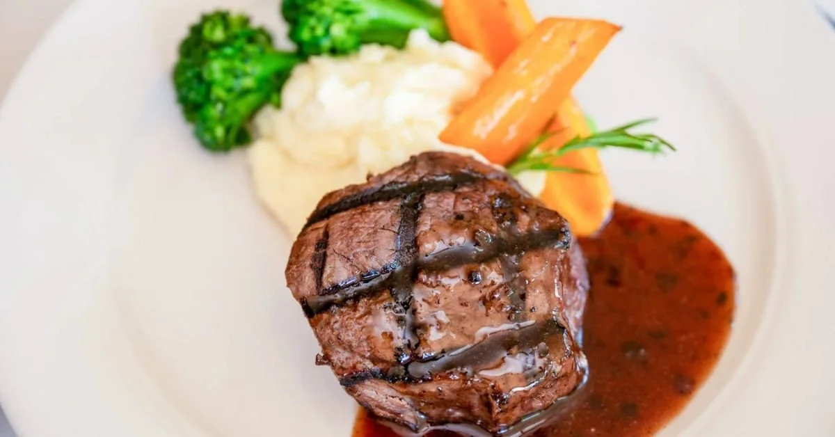 Why Food Quality Should Be a Priority in Wedding Planning