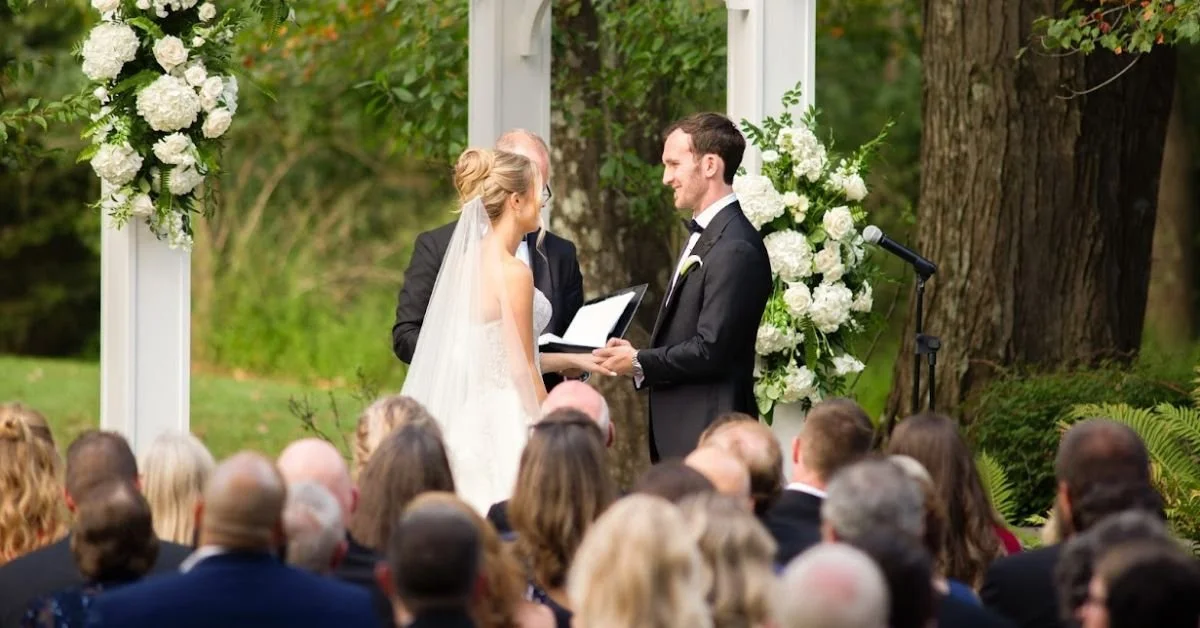 Planning a Destination Wedding Without the Stress