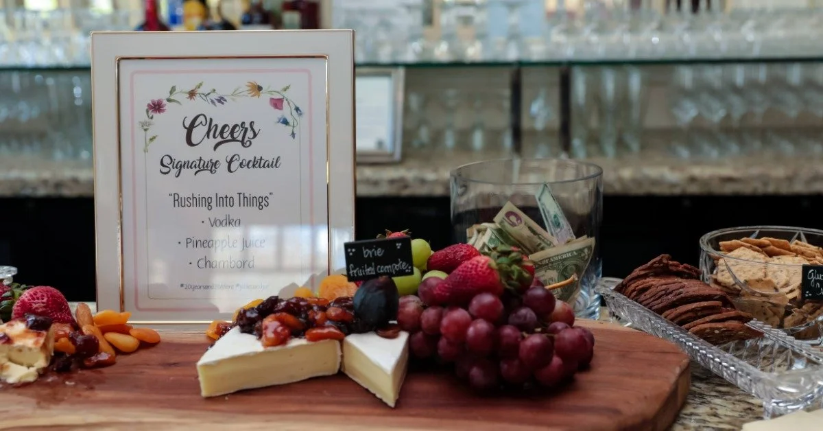 A Brief Guide for Tipping Your Wedding Vendors