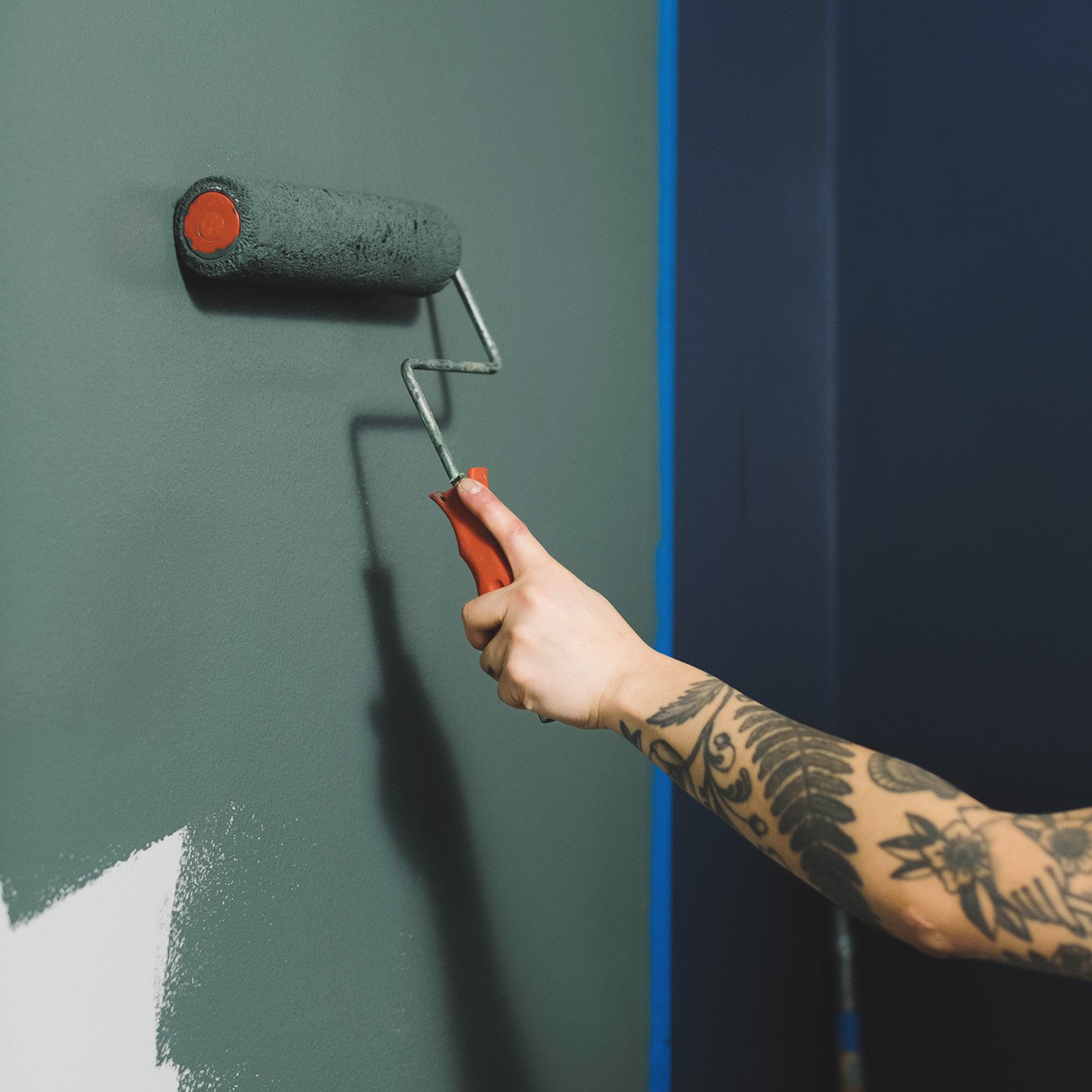 Bedroom-color-block-Mural-process-1-by-Lauren-Hom-for-Clare-Collective-2023.jpg