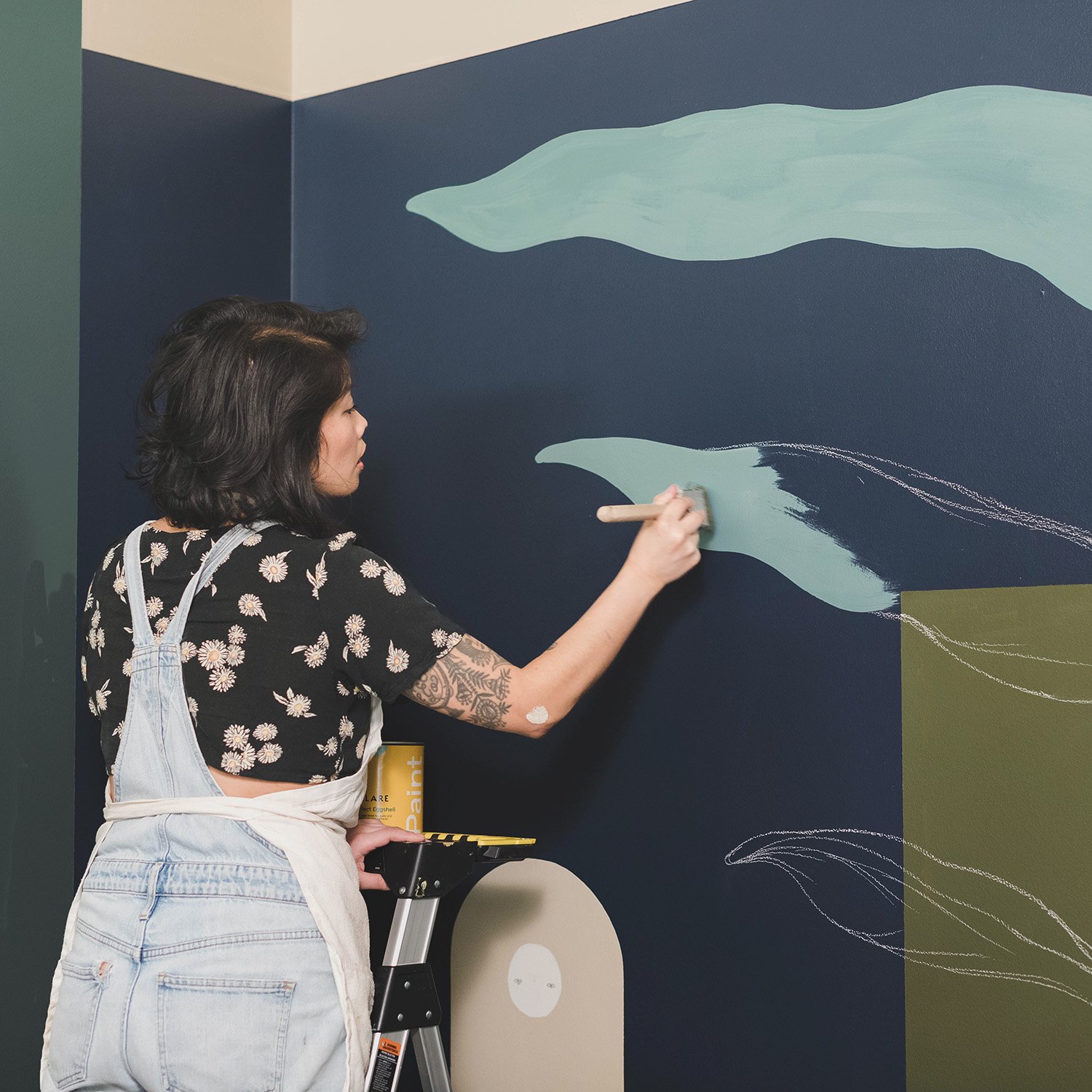 Bedroom-color-block-Mural-process-3-by-Lauren-Hom-for-Clare-Collective-2023.jpg
