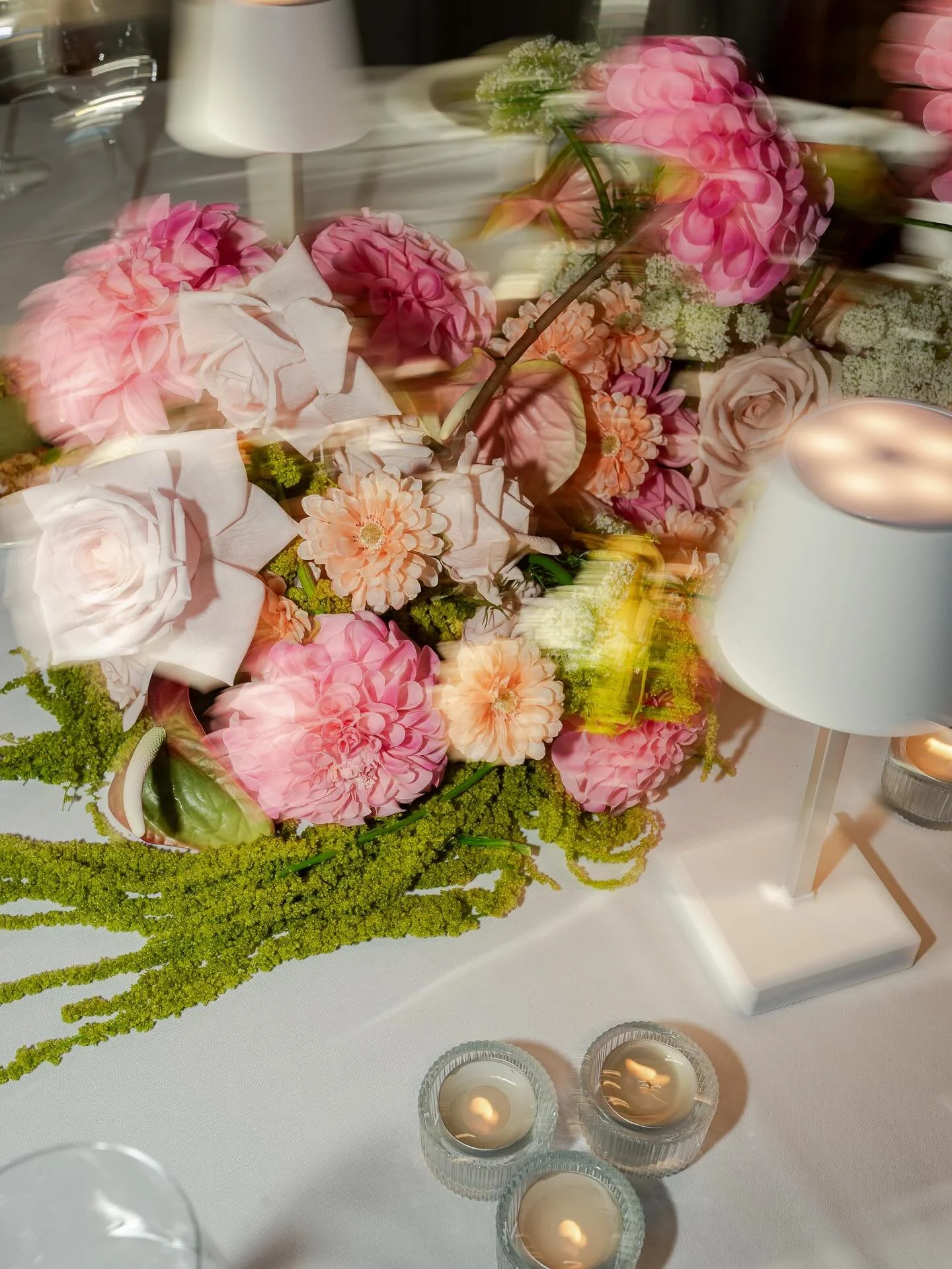 A moment for these stunning photos by @georgie_james_photo 📸 😍

Venue / @sebelyarrawonga 
Furniture/ @bangeventco 
Florals / @thefauxflowerbar 
Stationary / @ateliercreative 

www.thefauxflowerbar.com
Have an event coming up? Want to hire your flor