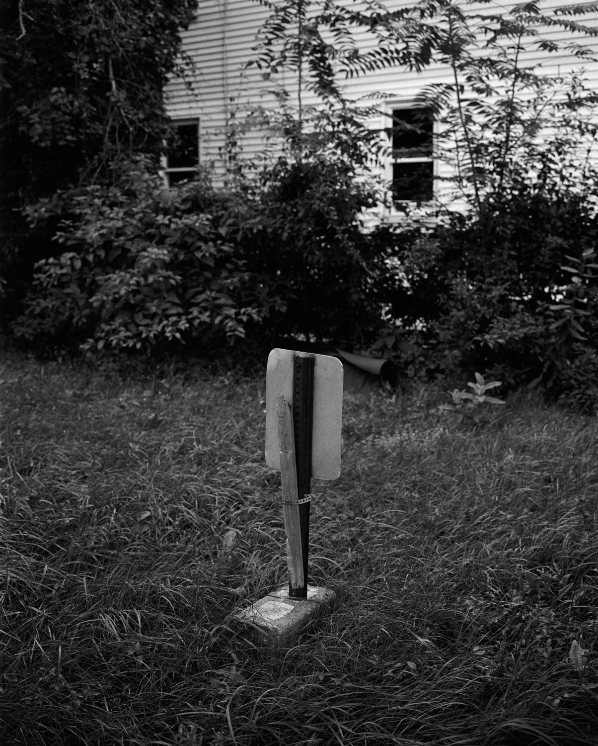 Lone Mini Sign Post 1-Edit.jpg