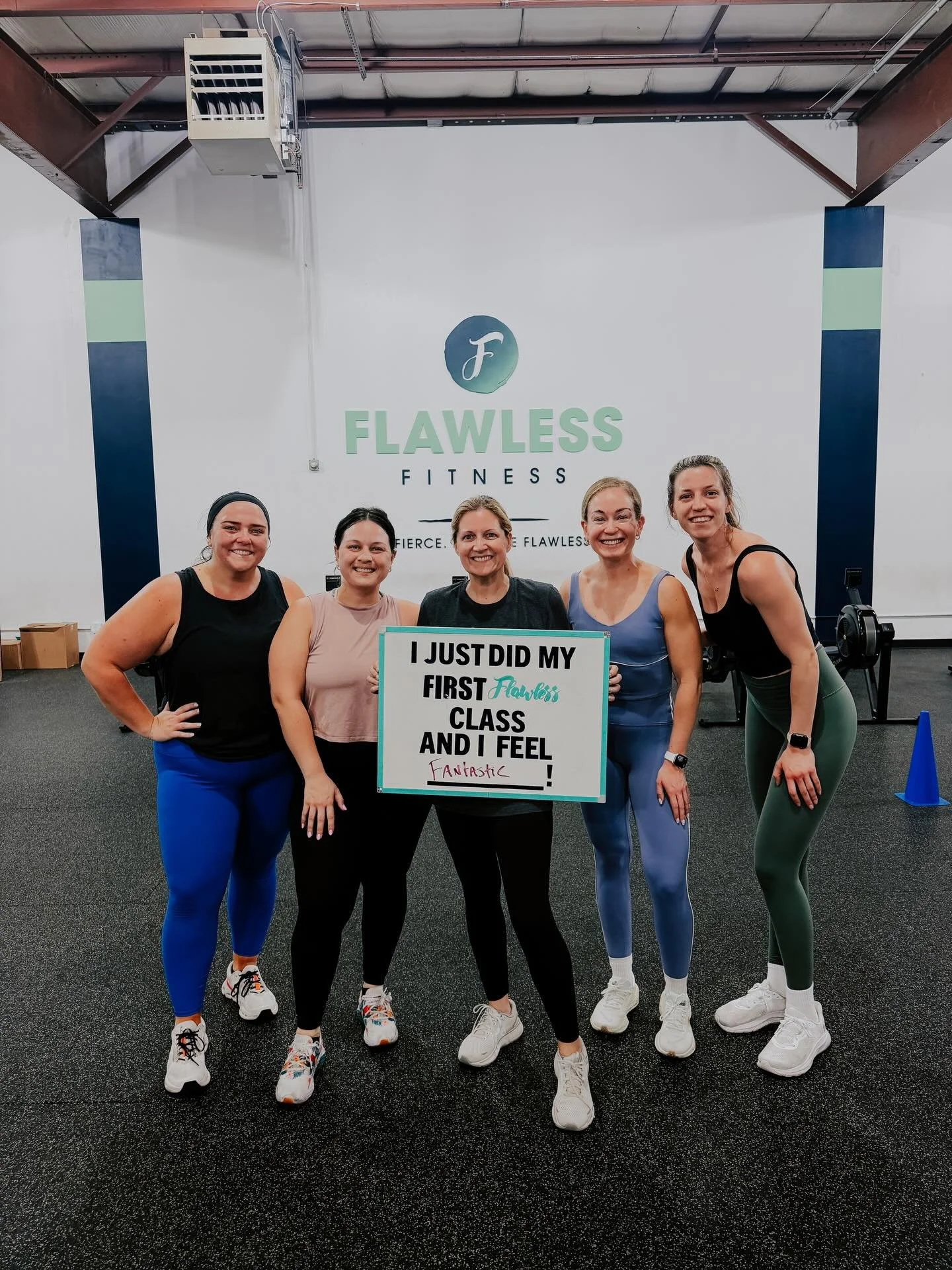 Day 1 of Member Appreciation Week: Bring a Friend Day ✅ 

Shoutout to all of the girlies who came out and CRUSHED their first Flawless workout! ✌️💚💙