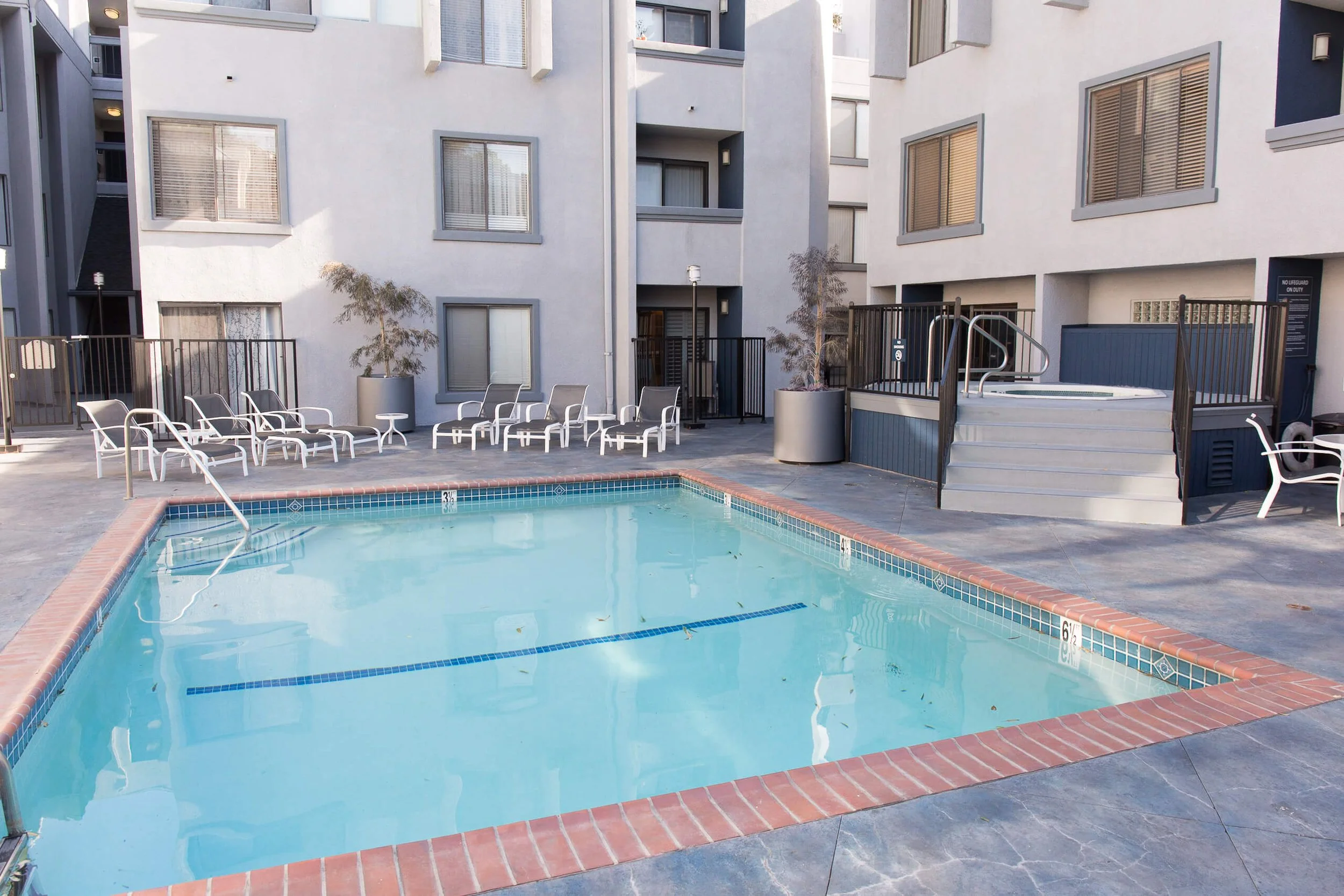 1940_N_HIGHLAND_AVE-74.jpg