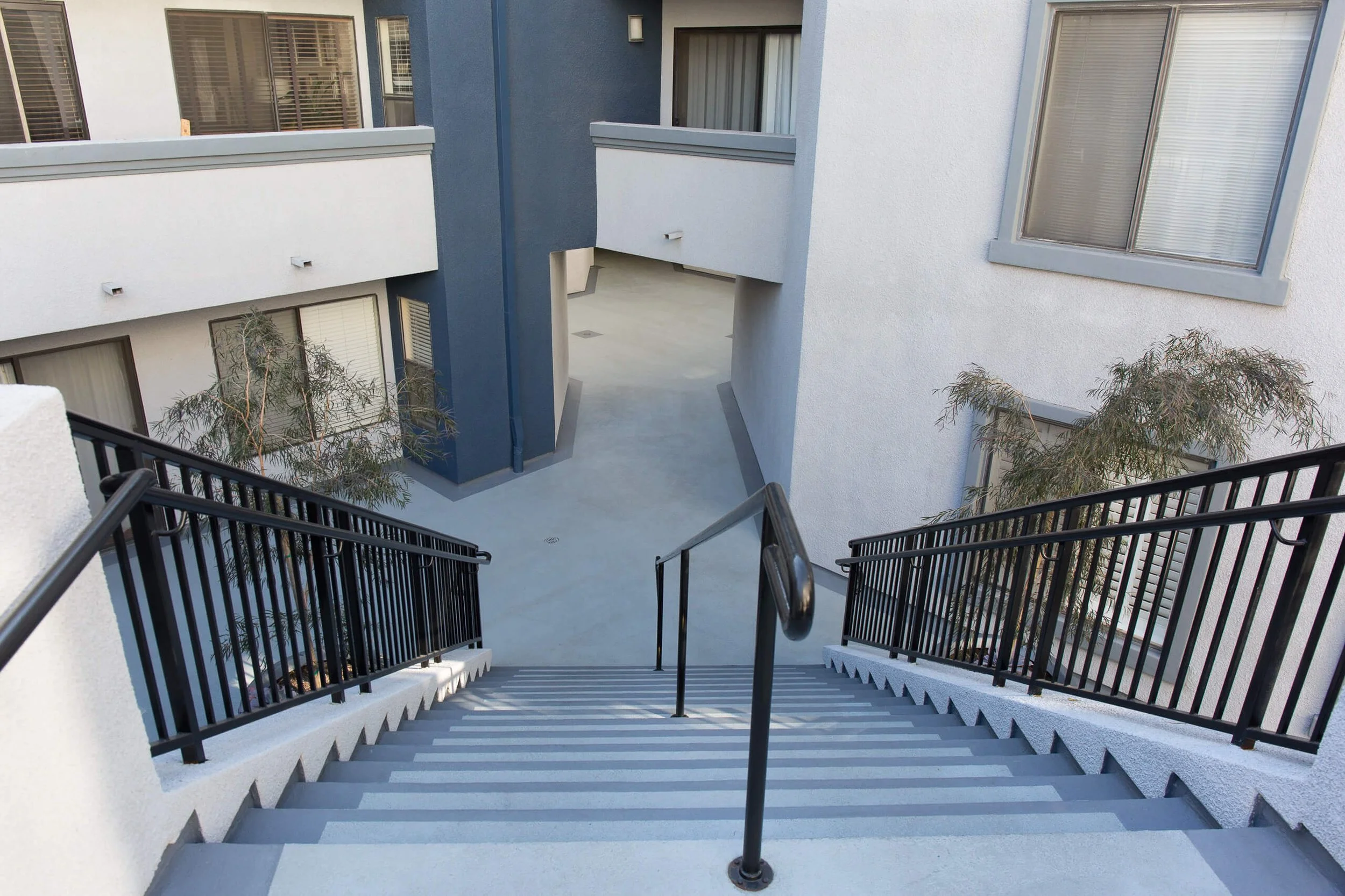 1940_N_HIGHLAND_AVE-82.jpg