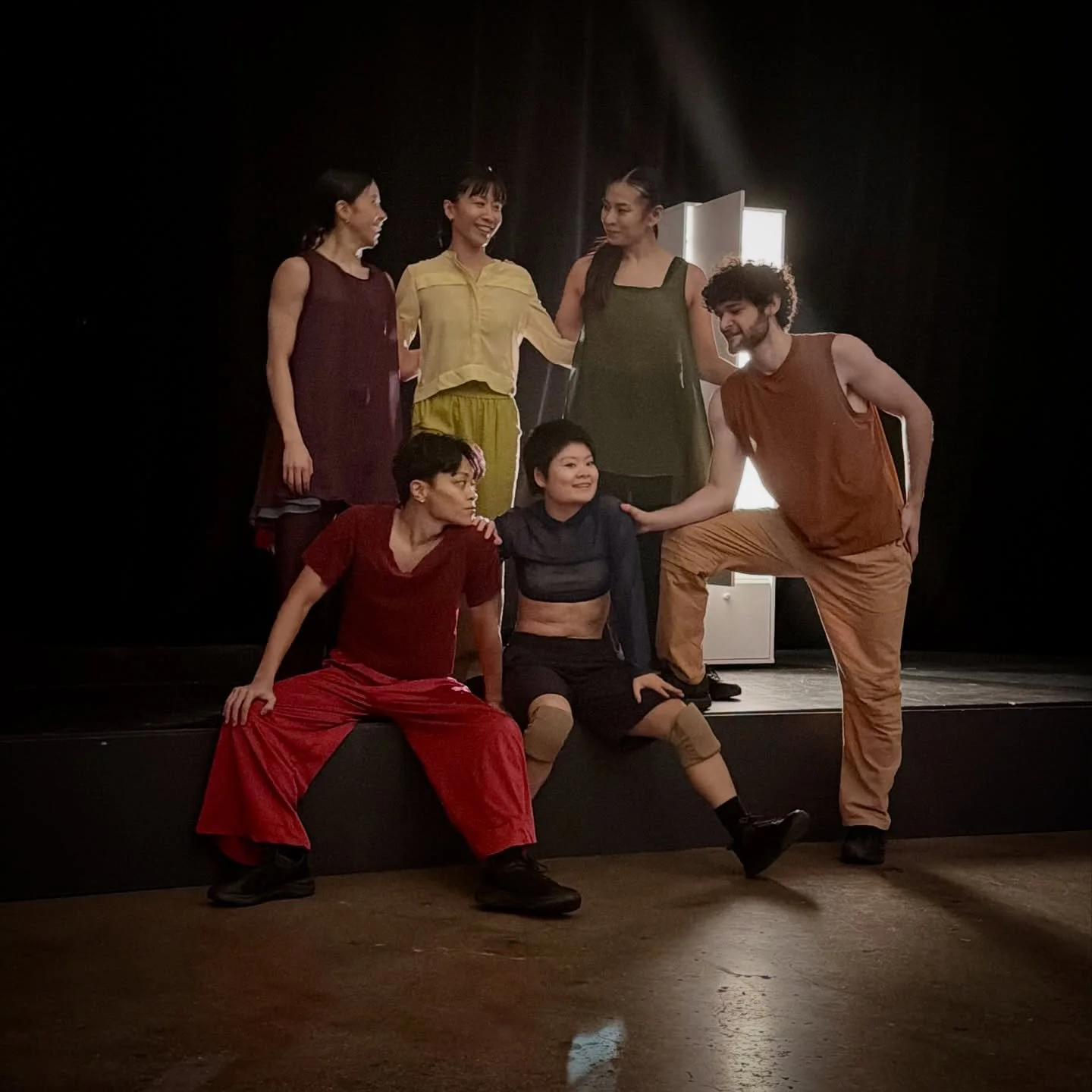 Obremski/Works&rsquo; poetic and immersive &ldquo;Coloratura US&rdquo; highlighted a colorful array of human emotions, connections, and injustices during war, wartime anxiety, and the heartbreak of dreams.