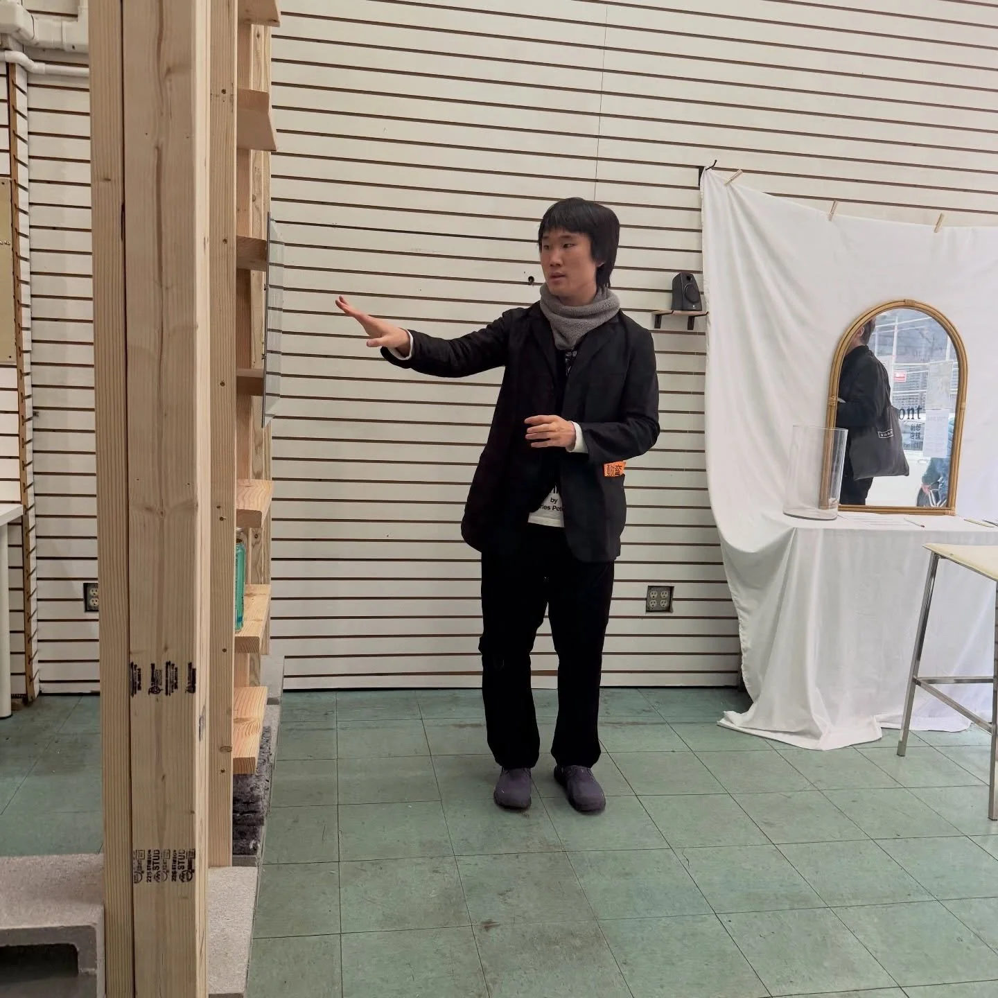 Easily one of the most thoughtful and deliberate exhibitions I&rsquo;ve seen in a while, &ldquo;Mulberry Bend&rdquo; at @storefrontforideas eschews propagandistic tropes and apolitical navel-gazing to pose substantive questions about the conflicting 