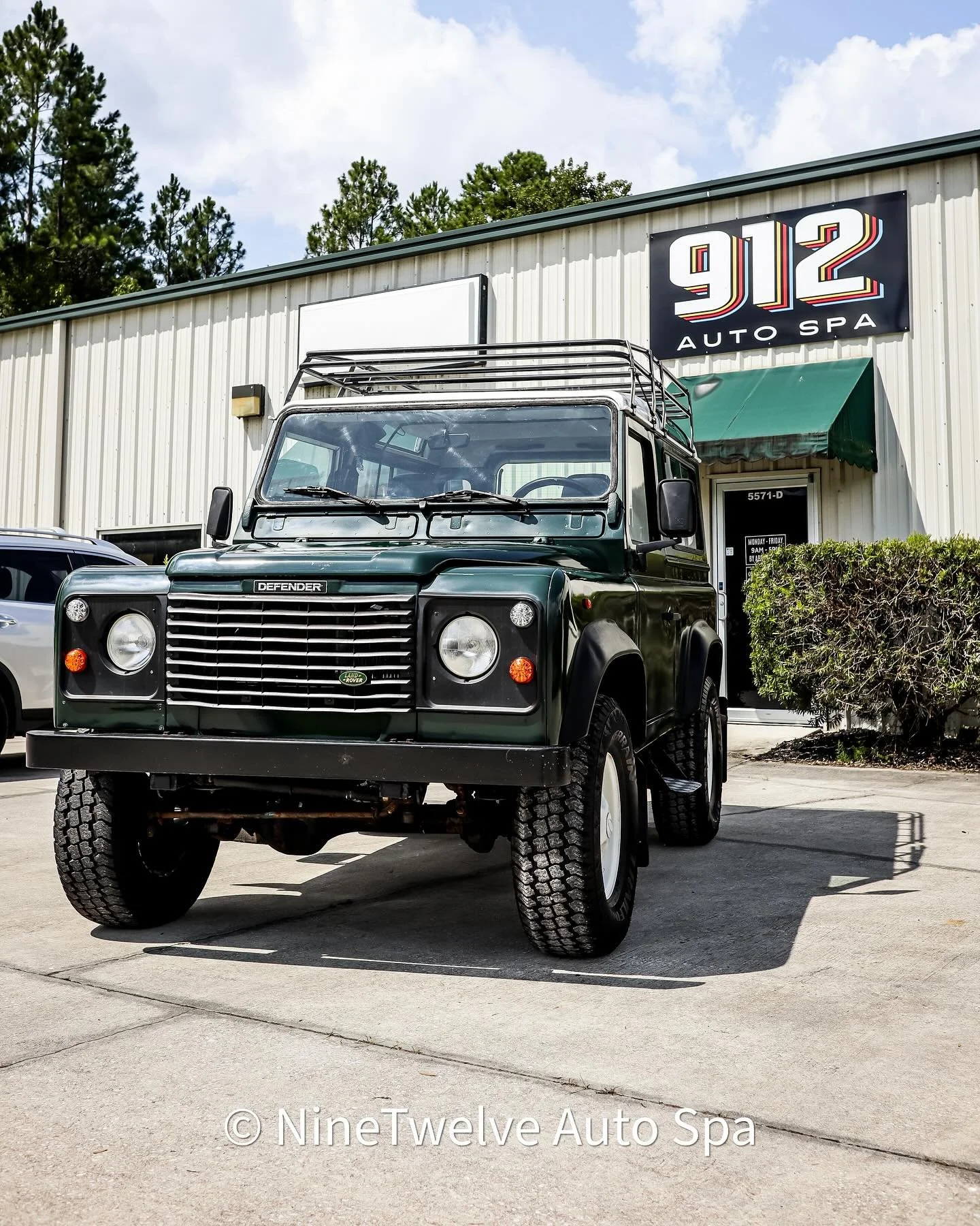 🔥 #landrover #defender #detailing #automotive #detailer #lifestyle #912autospa #cars #trucks