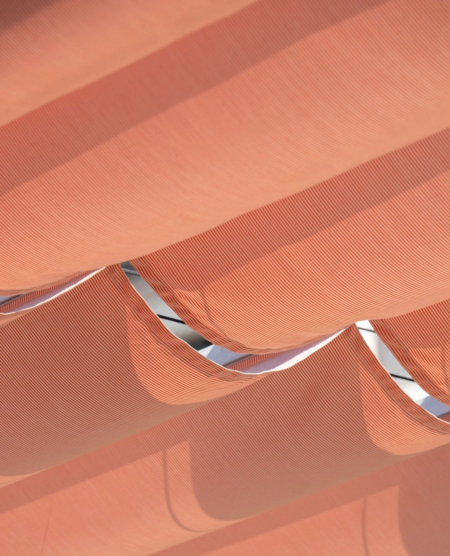 Whether you’re joining us for a midday escape or a leisurely evening, our terrace is now open for lunch and dinner. Enjoy al fresco dining with views of the Turtle Lagoon in Jumeirah Al Naseem.
#flamingoroombytashas #flamingoroom #alnaseem #