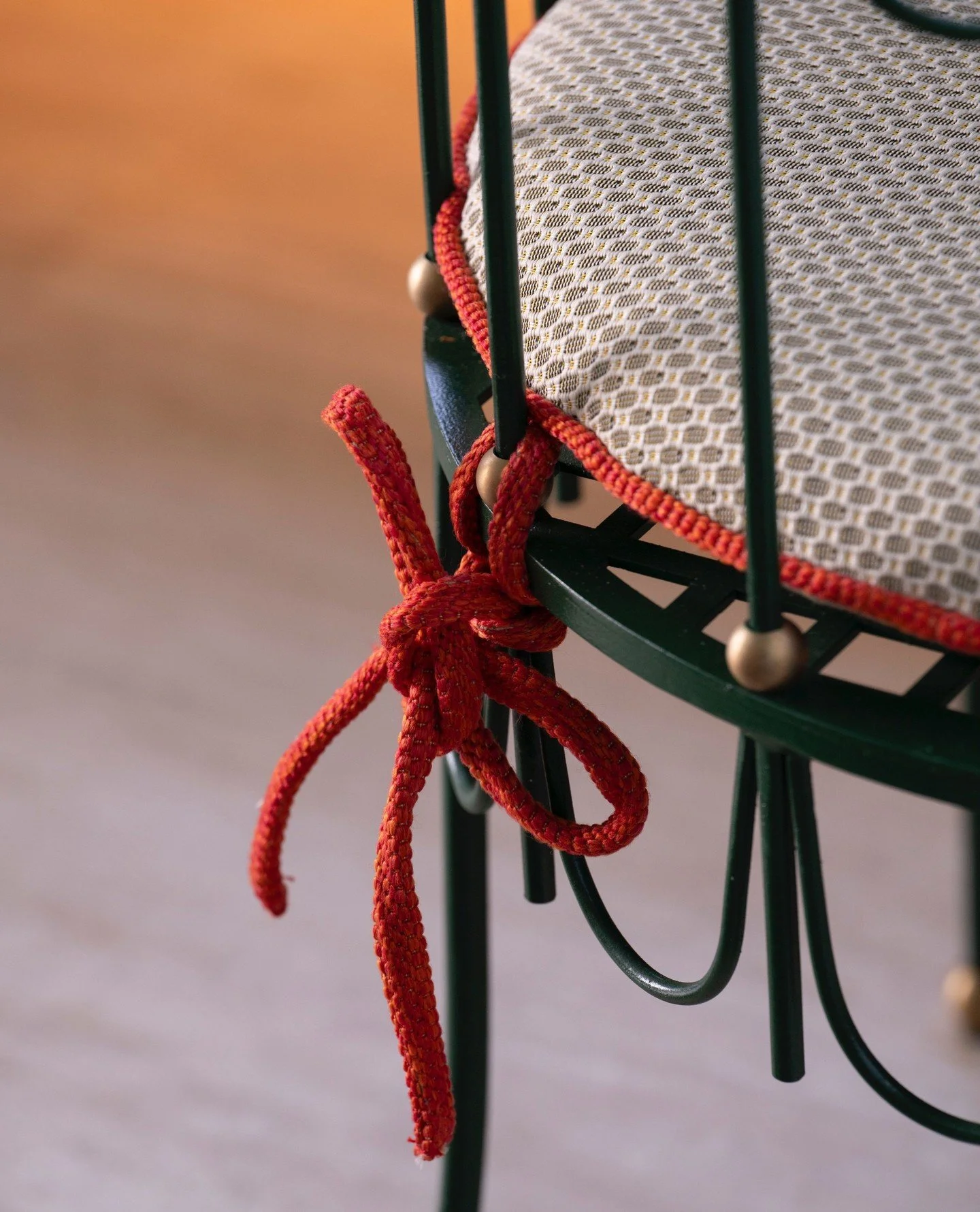 It&rsquo;s all in the quiet details. From hand-tied cords to textured cushions, our terrace is designed for unhurried moments and long, easy afternoons.⁠
⁠
#flamingoroombytashas #africanlounge @thegalleriauae #AtTheGalleria #TheGalleriaAlMaryahIsland