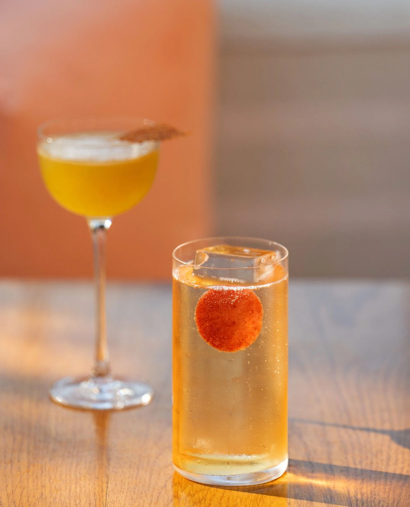 A moment for two of our favourites.⁠
⁠
Little Savannah brings a soft, fruit-fresh G&amp;Tea balance of strawberry and Rooibos, while Humming Bird leans into mezcal and grilled pineapple with a sweet, smoky edge. ⁠
⁠
#flamingoroombytashas  @thegalleri