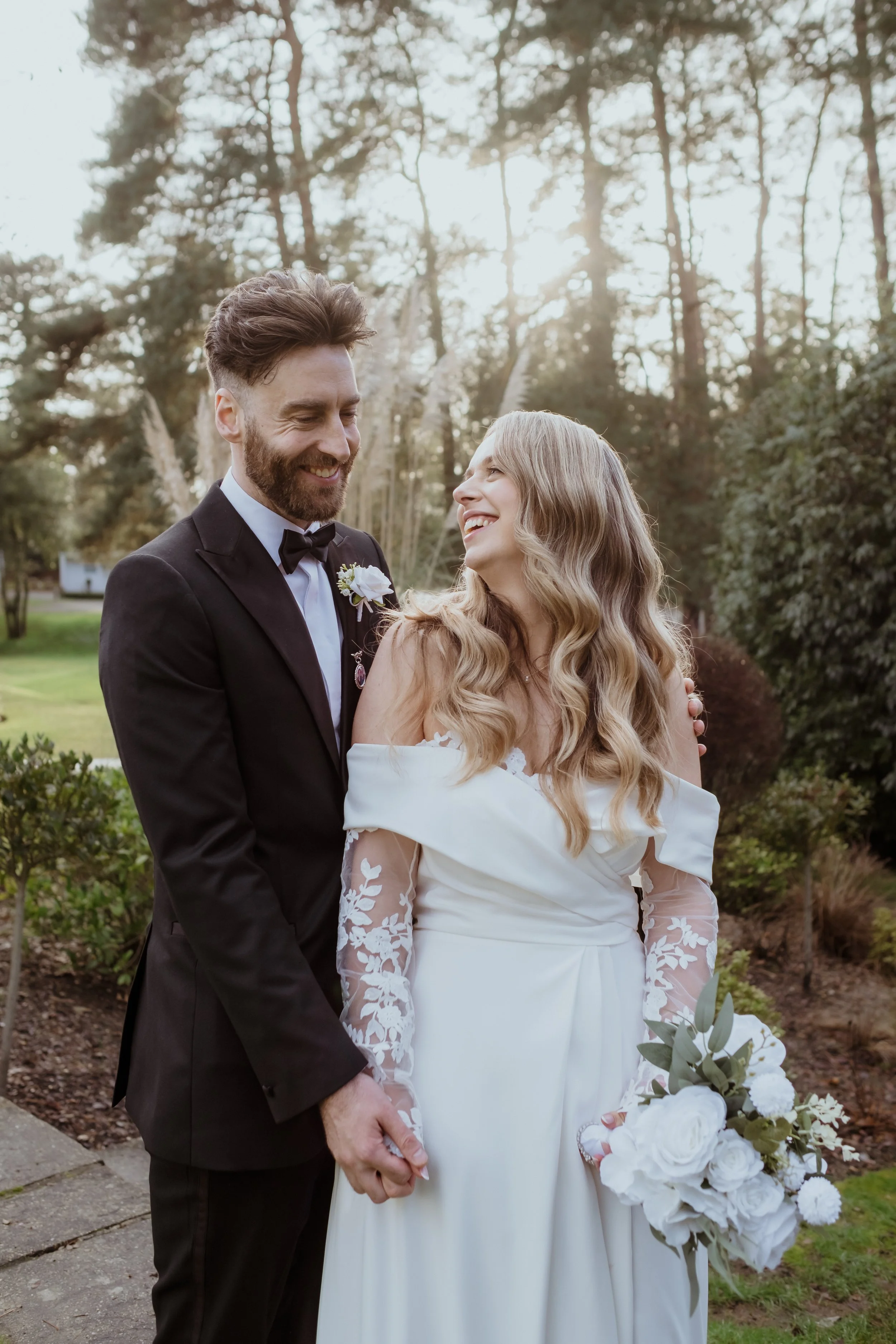 Golden hour wedding photos at Gorse Hill, Surrey 