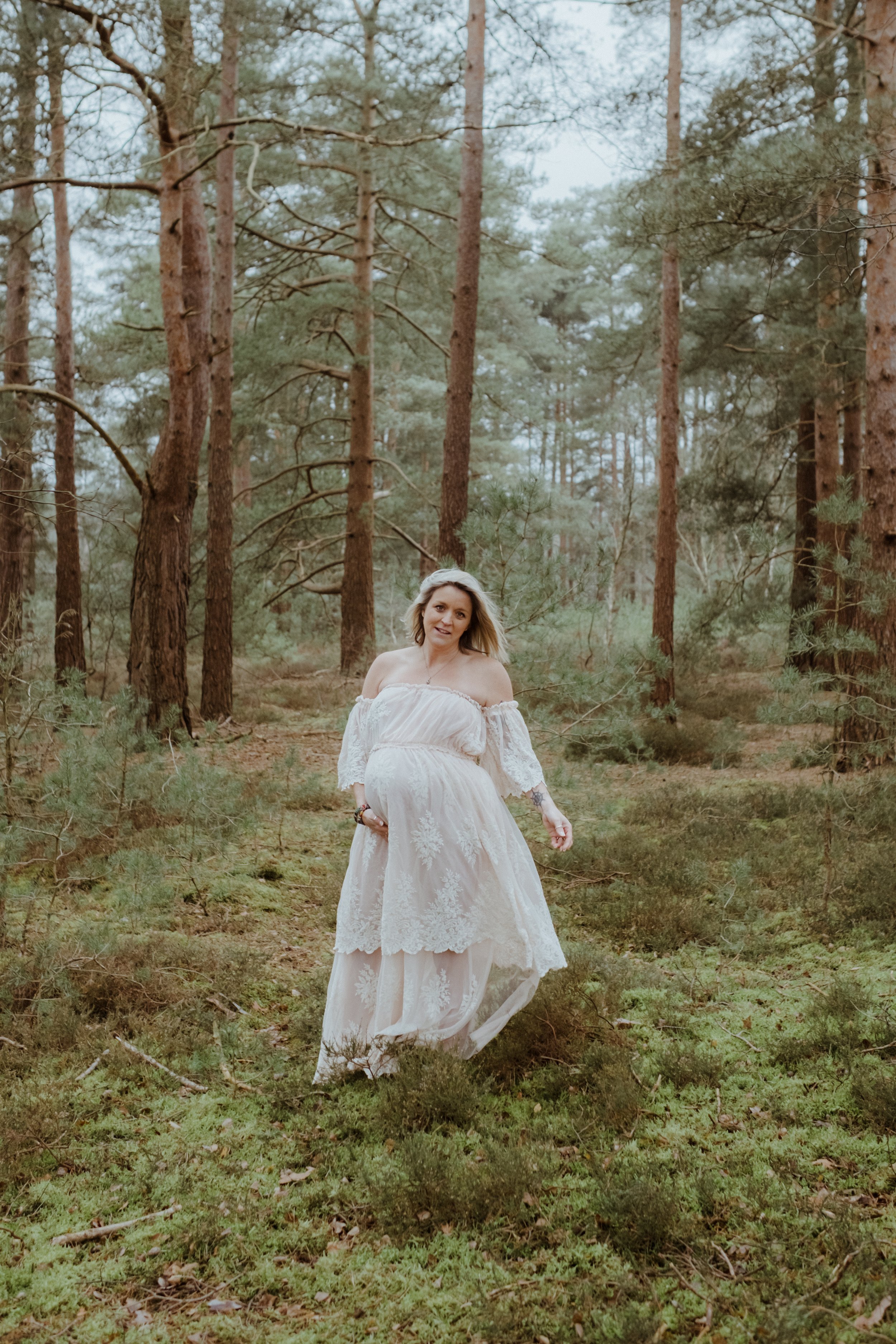 Guildford motherhood and maternity photographer