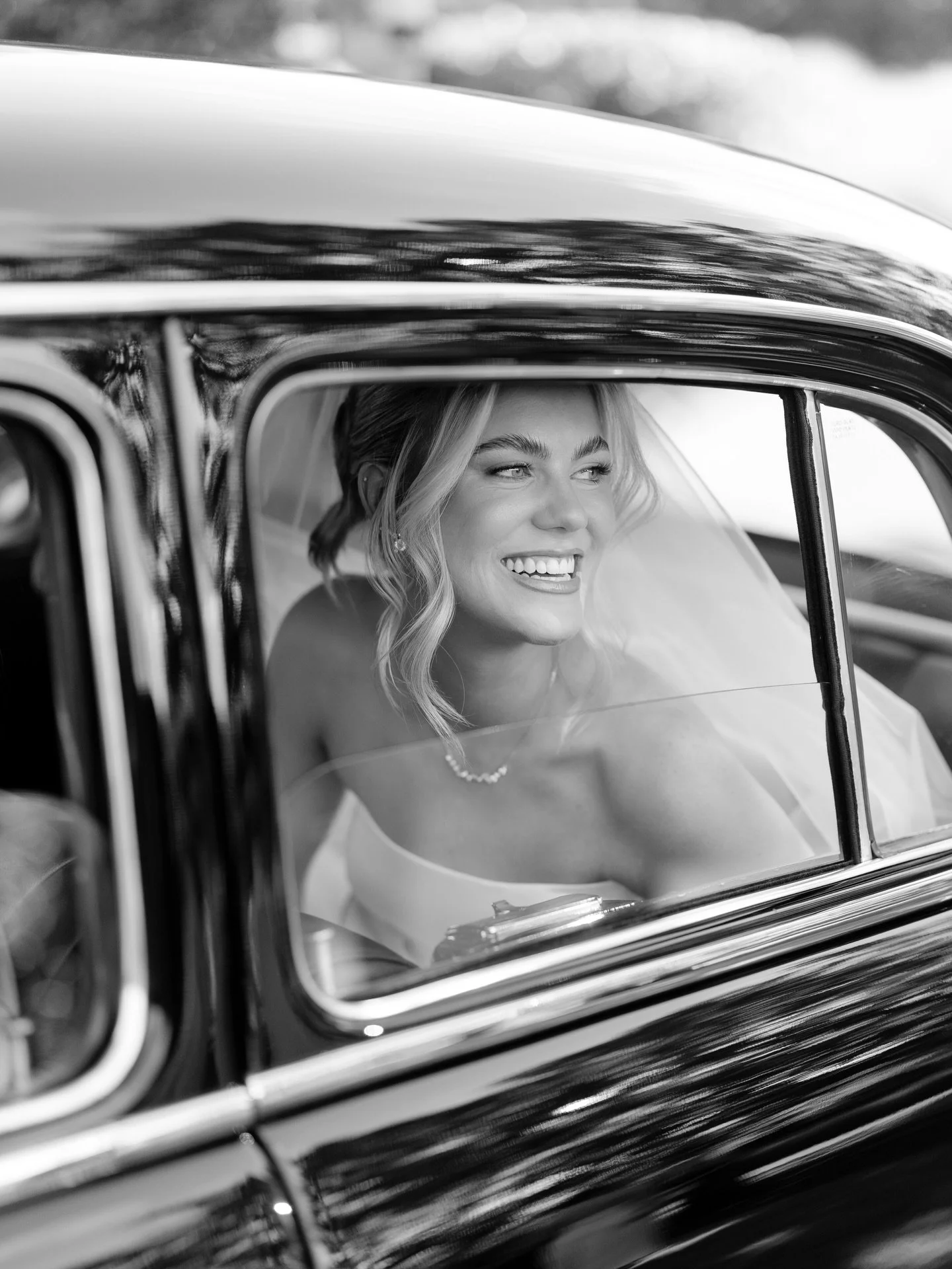 Pure magic with Julia &amp; Andrew who embodied the very essence of soft and romantic elegance. 

Their exuberant energy throughout the entire day moved through us all. Between the editorial moments there was never a lack of euphoric excitement and g