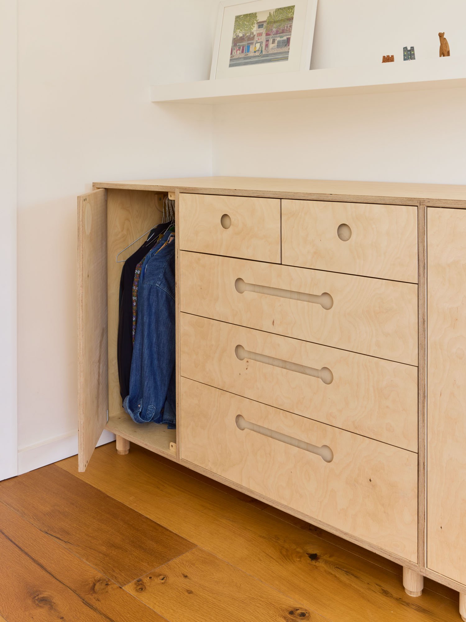 Lozi_bespoke_plywood_bedroom_furniture_short_wardrobe_Gerda_Konrad_8_low_res_with_hanging rail.jpg