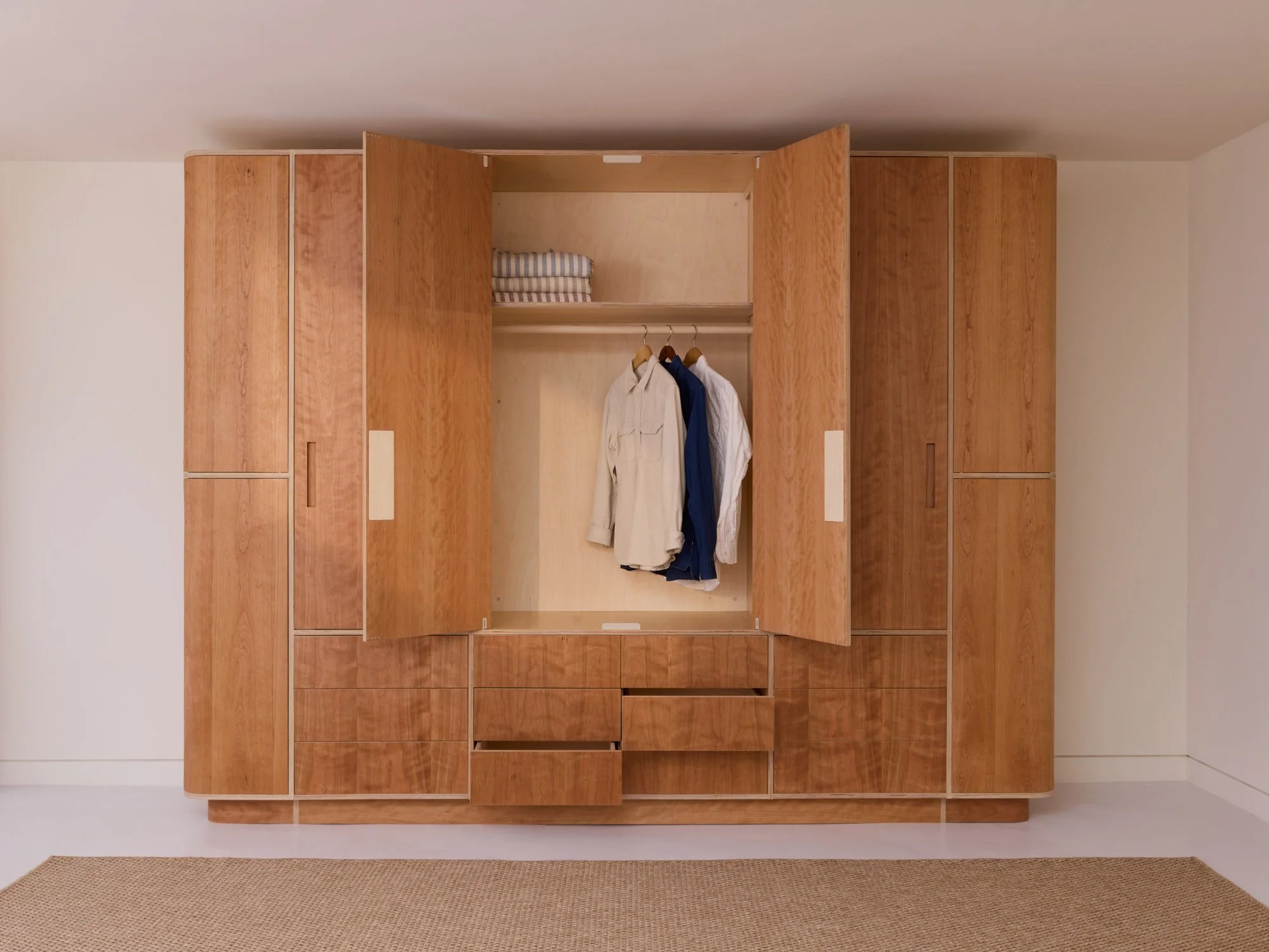 Lozi_ModularBedroom_HeroShot_29.jpg