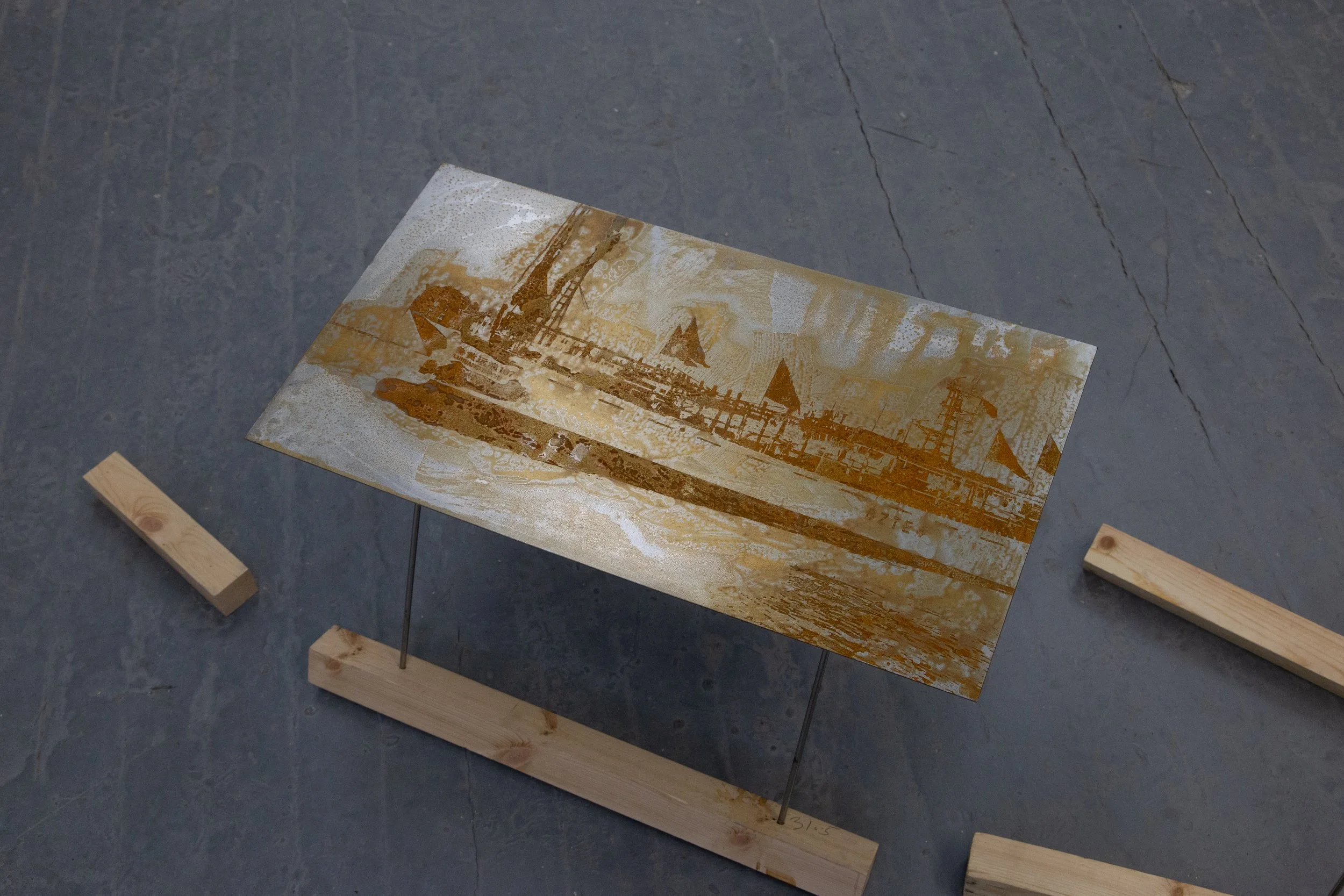 Synthetic fishing - Father ship and mother chip