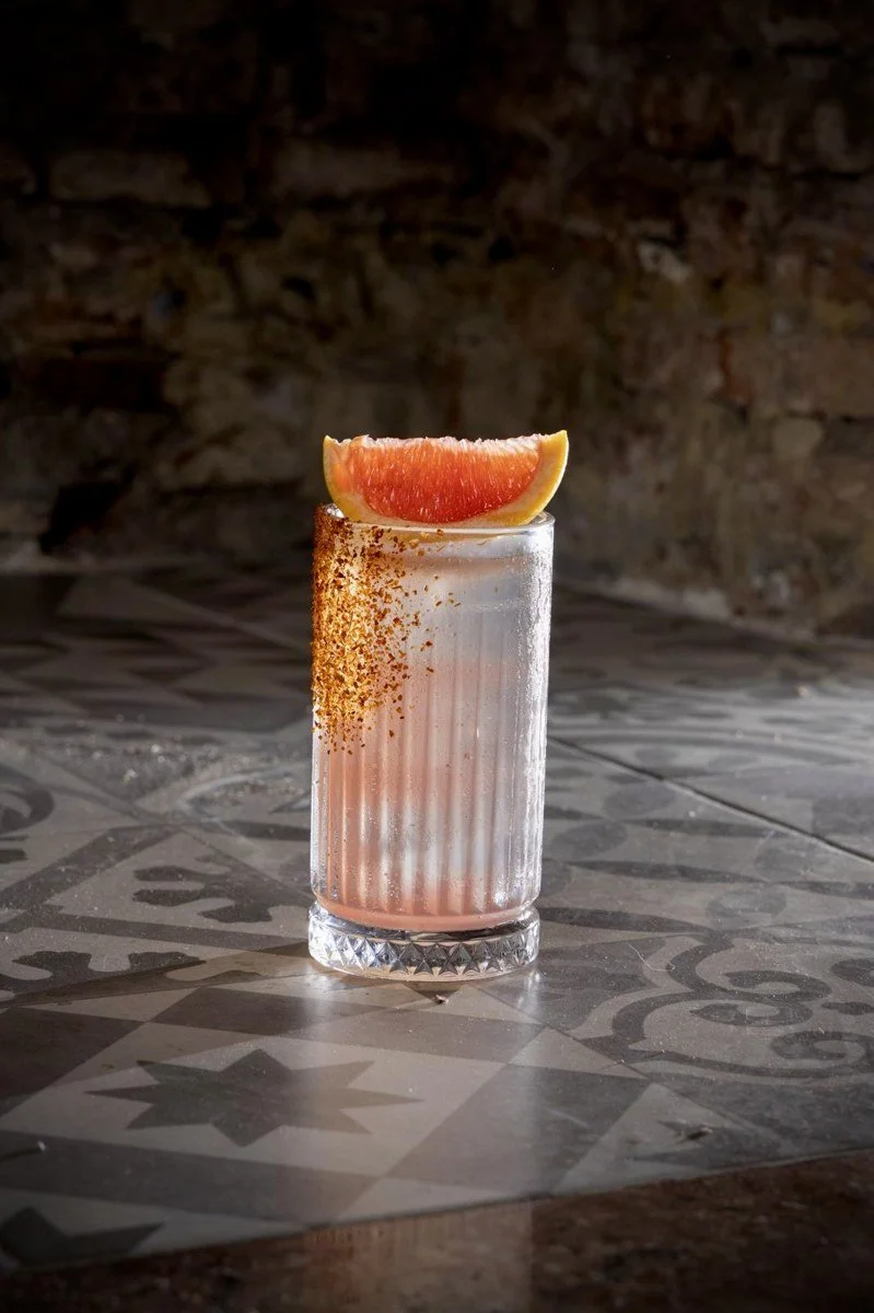 Cóctel Paloma con tequila y pomelo, en Standard Soho, Málaga