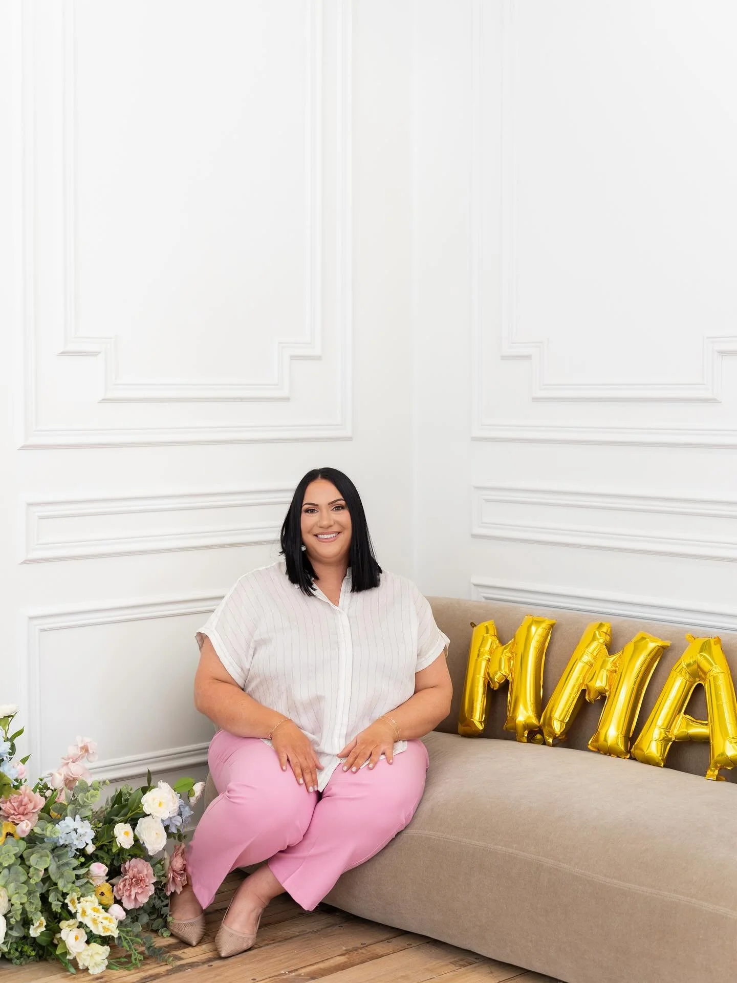 The time has come 🫶🏼

I am officially starting my mini mat leave from the spa as I patiently await the arrival of baby #2. 

I ask that everyone please refrain from texting my personal cell phone during this time. If you have any questions or need 
