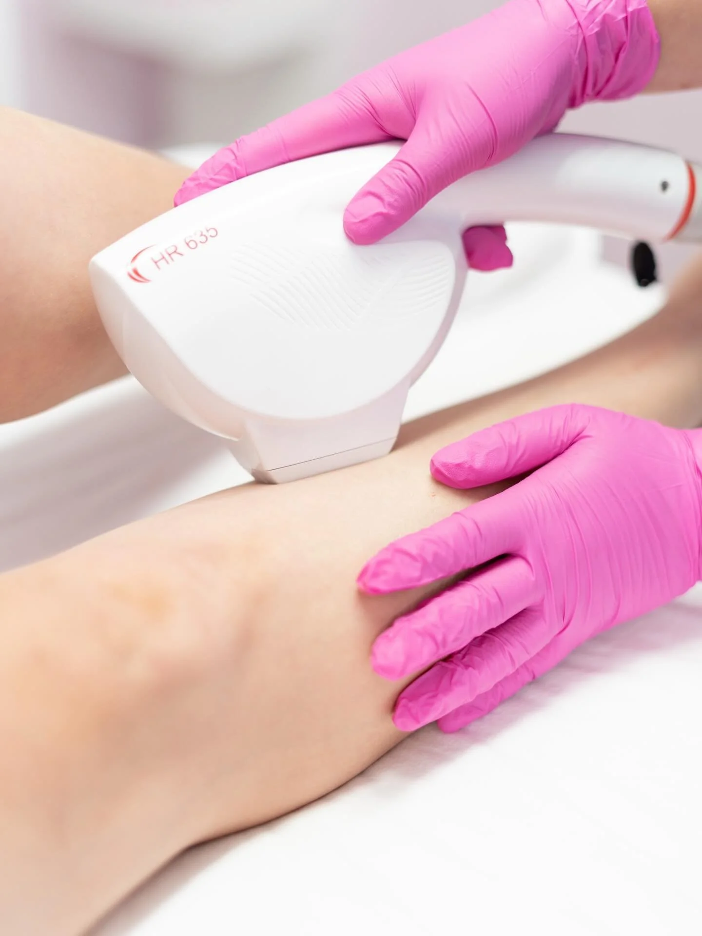 March 6th | 5&ndash;8PM ✨

It&rsquo;s giving&hellip; ✨LASER OPEN HOUSE✨

An evening of glowing skin, exclusive promos + more! And yes &mdash; everyone who attends gets entered to win 👀

🎁 One FREE Brazilian laser hair removal session
🎁 One FREE VP