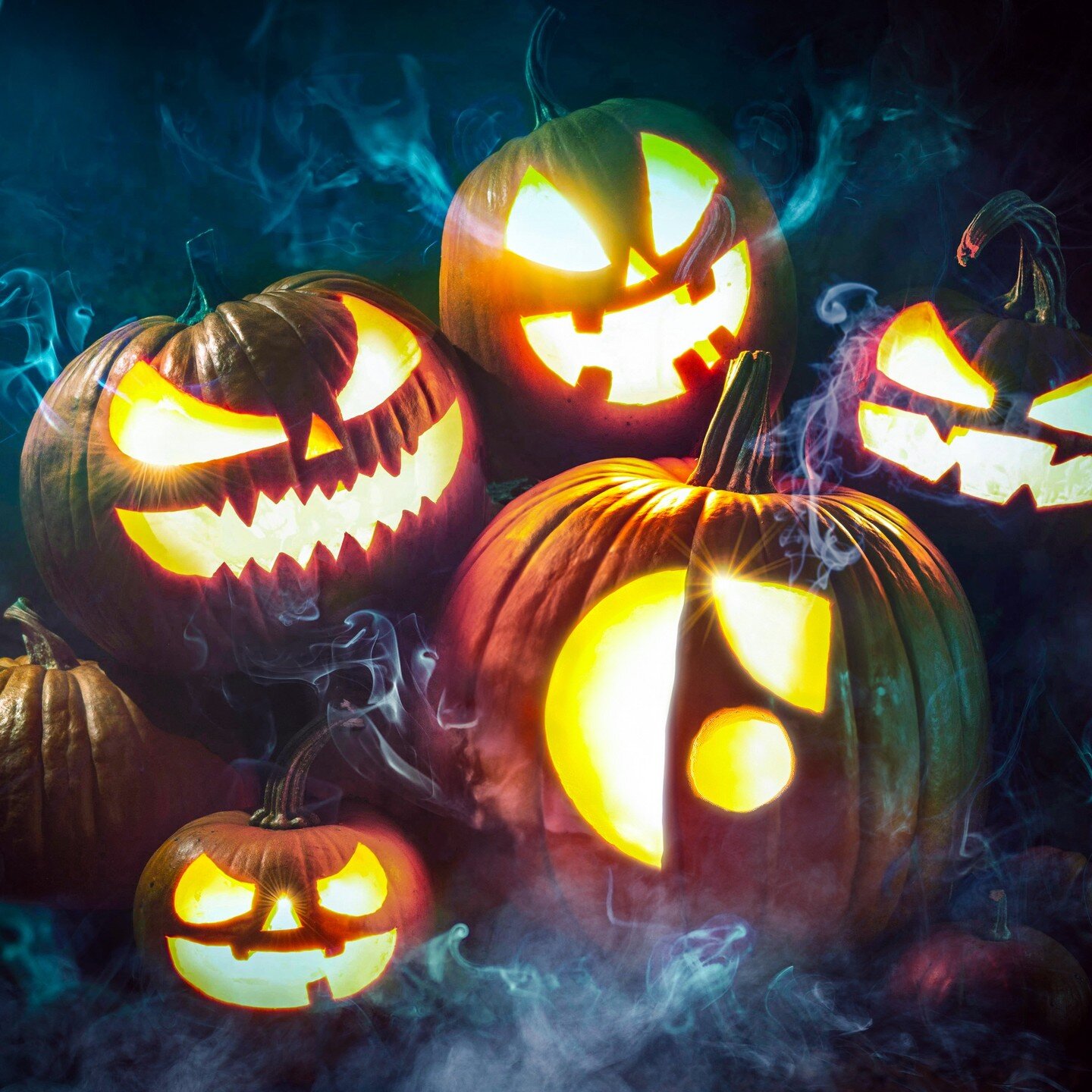 No photos. No problem. Happy Halloween from the Fruitful freaks 🎃👻🍬🦇💀🧡🕷️

#halloween #spooky #horror #spookyseason #october #happyhalloween #art #pumpkin #trickortreat