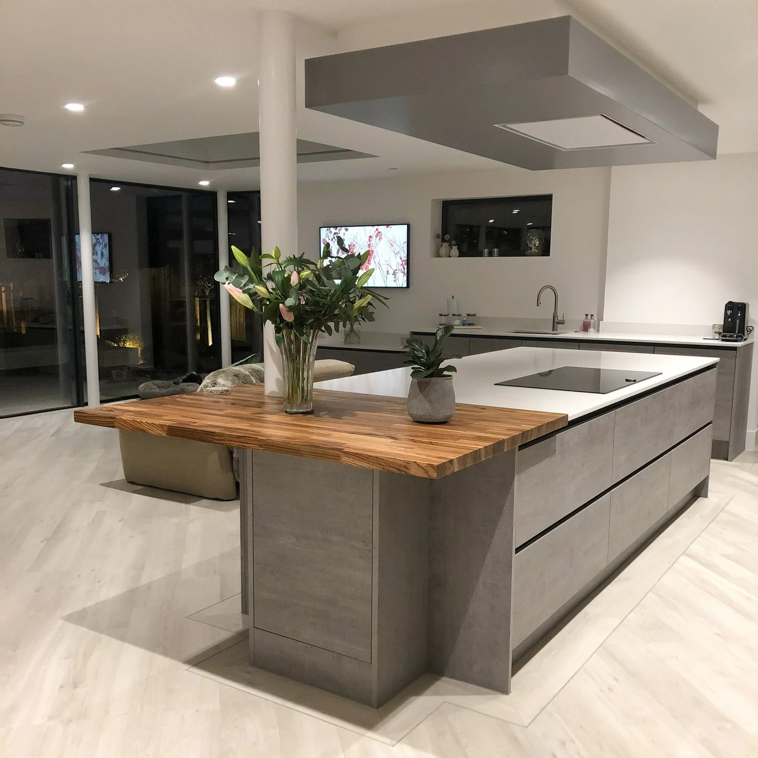 Simply Kitchens