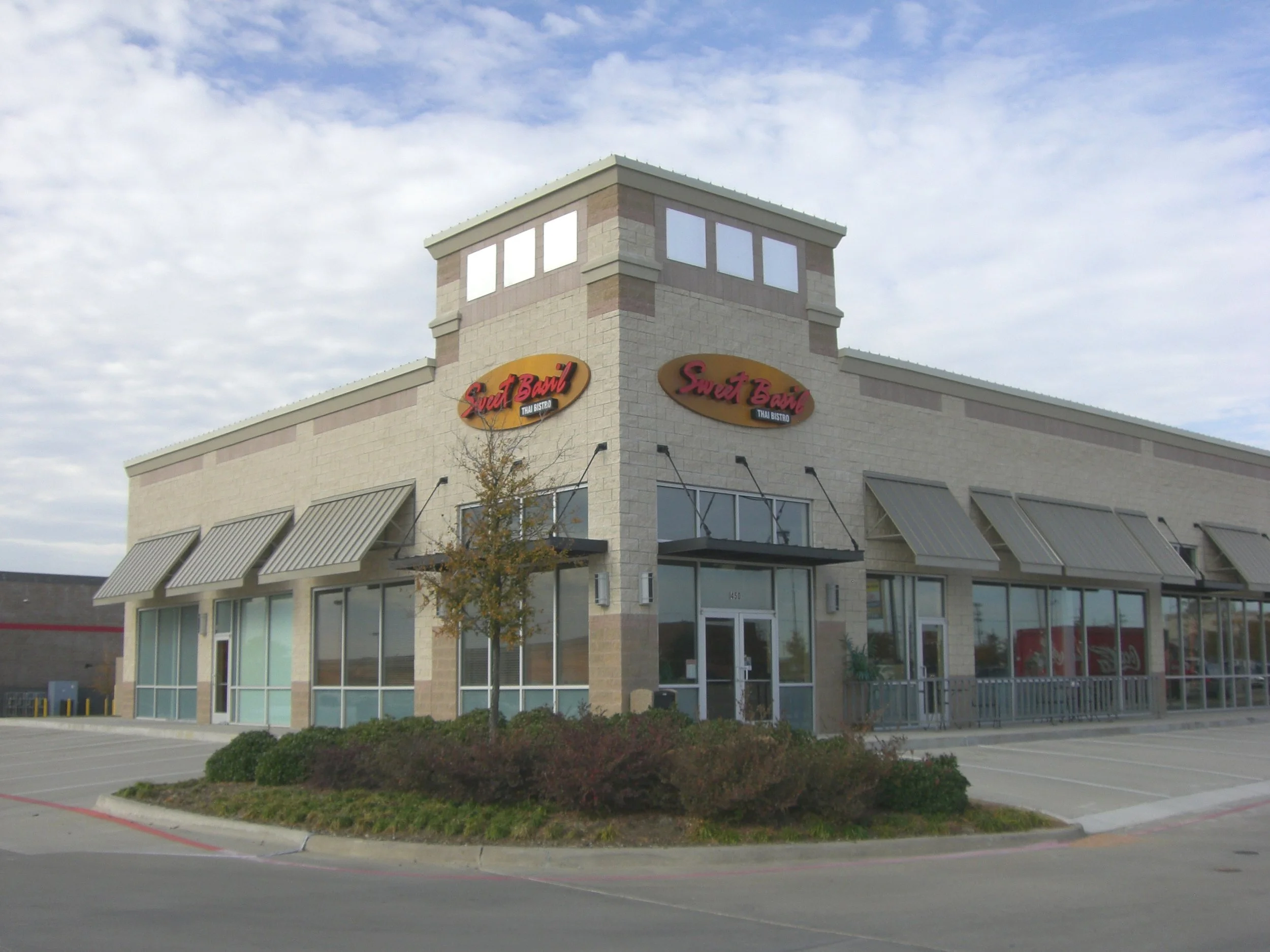 Sweet Basil Retail McKinney, TX.JPG