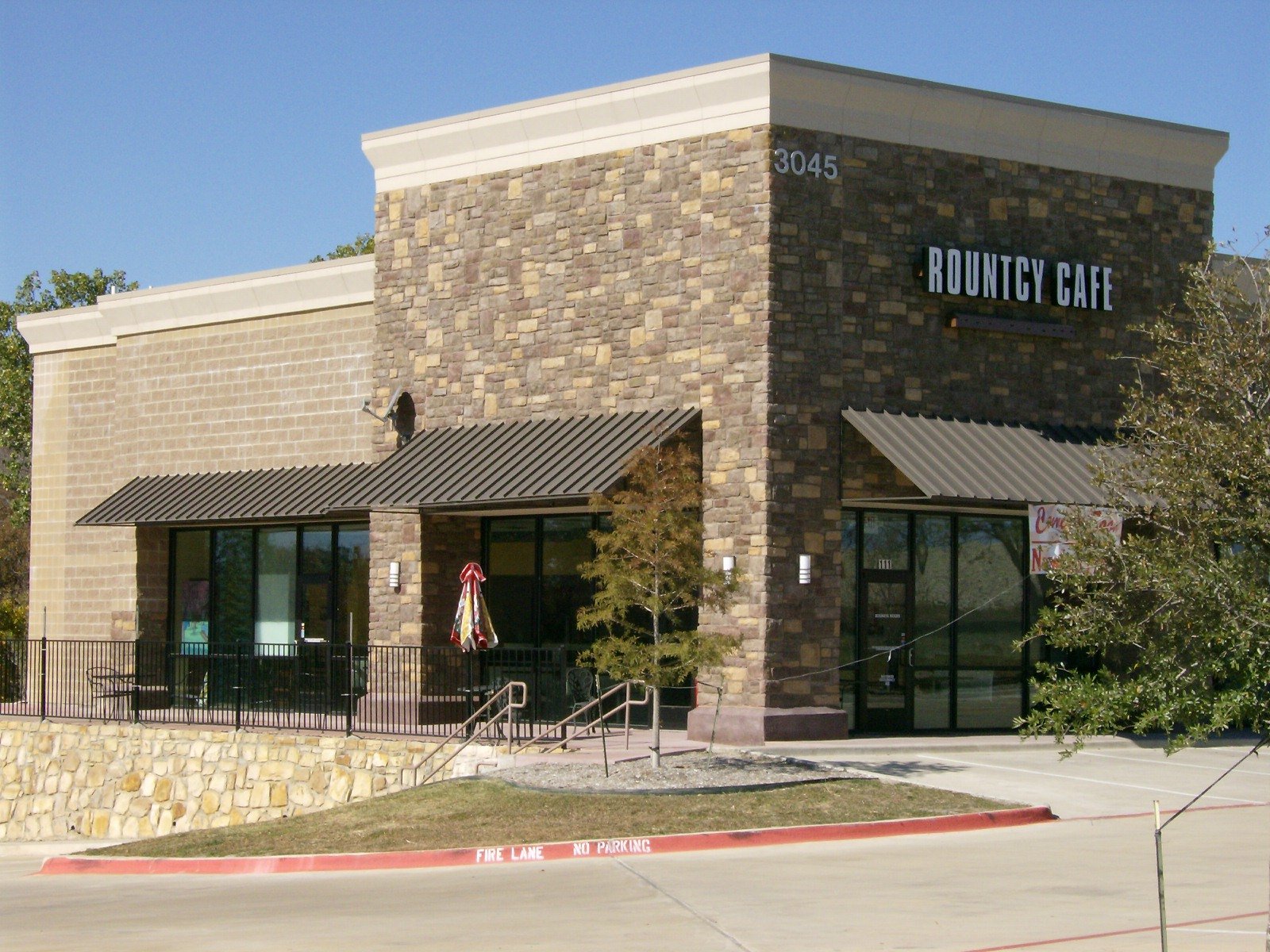 Rockwall Shores Retail.JPG