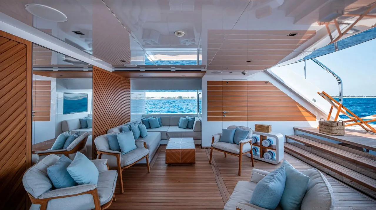 Mangusta GranSport 54 . Goldeneye