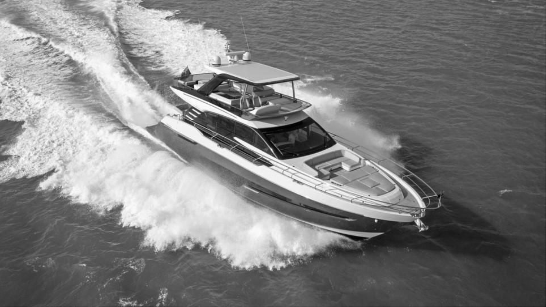 Fairline Squadron 68 B&W 16.9.png