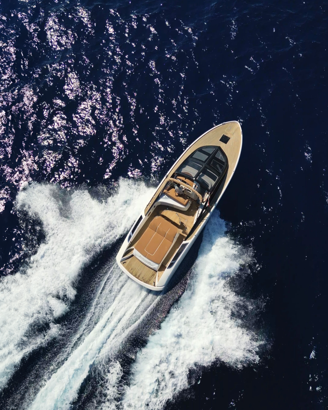 Barracuda yacht by Alberto Mancini