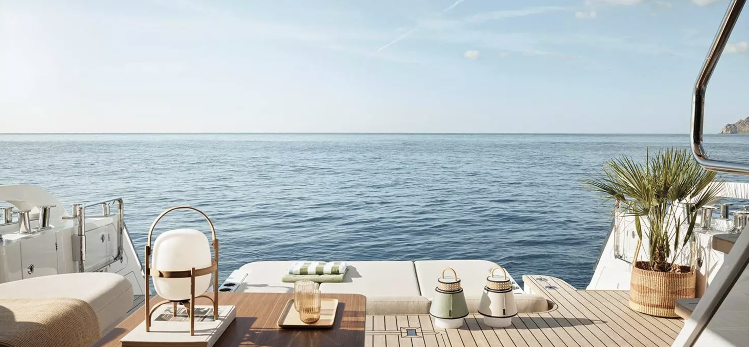 Azimut FLY 62 designed by Alberto Mancini