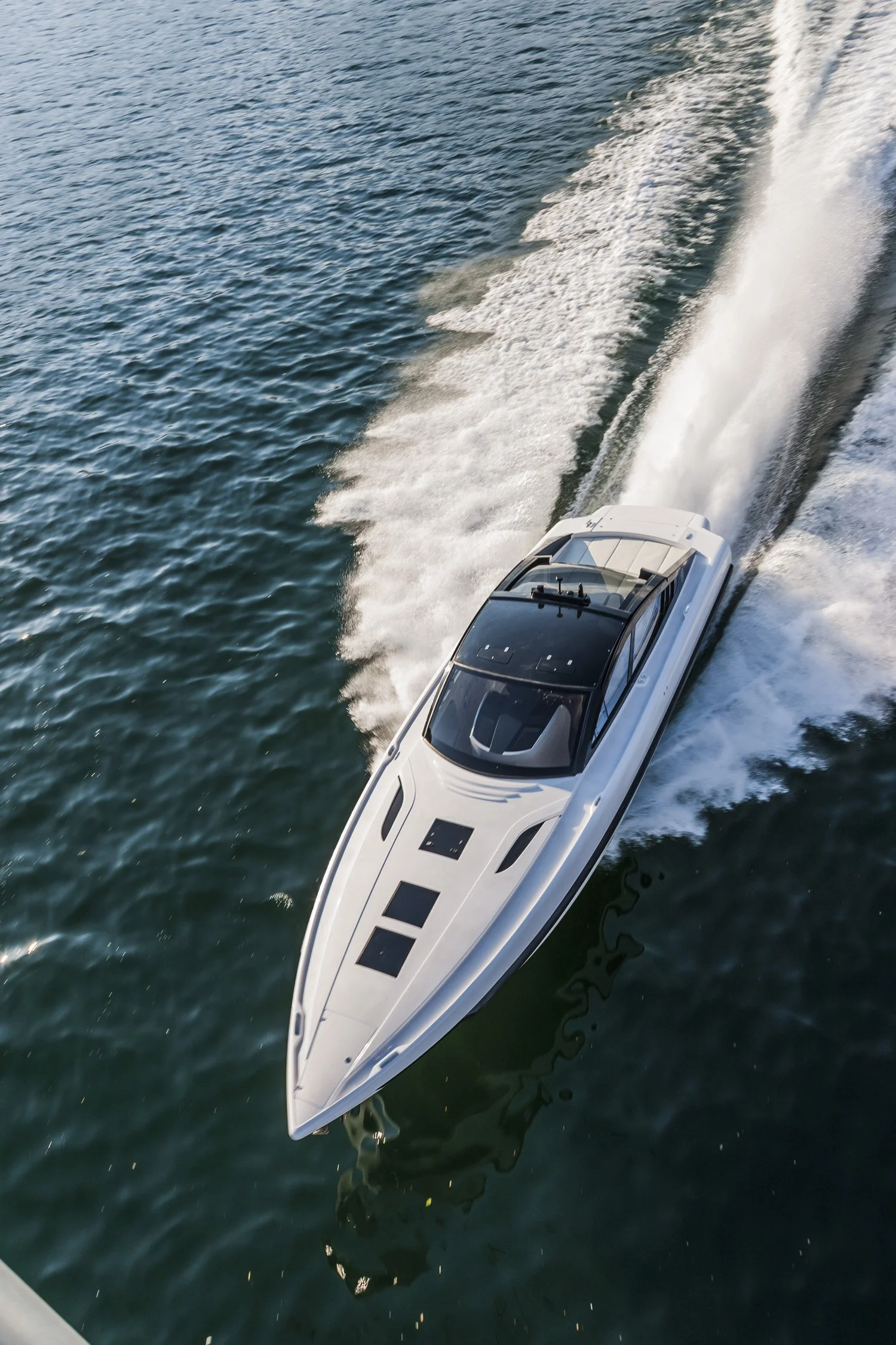 Revolver Yacht by Alberto Mancini