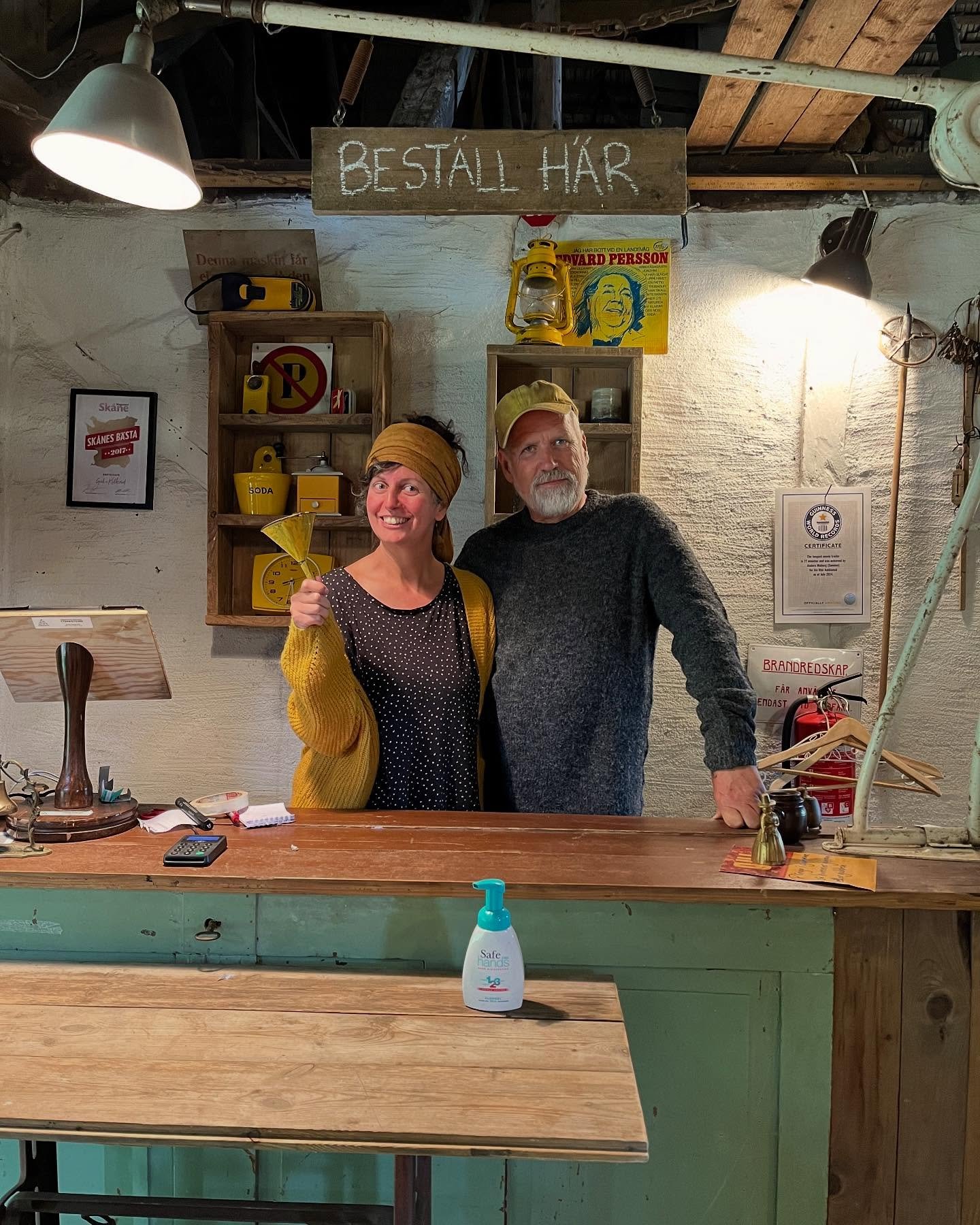 Idag har vi varit p&aring; bes&ouml;k hos fantastiska @butikgul 💛 Tack f&ouml;r visiten och en inspirerande och mysig stund! In &aring; f&ouml;lj dem och planera in ett bes&ouml;k f&ouml;r sjutton gubbar (och gummor) s&aring; f&aring;r ni underbar o