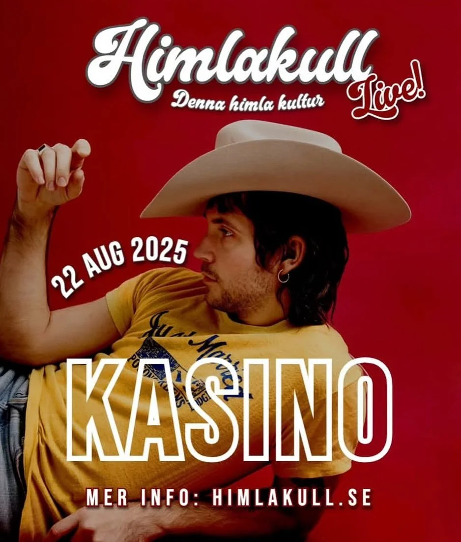 Hej! Hoppas ni &auml;r lika taggade som vi &auml;r p&aring; sommarens sista Himlakull Live!✨H&auml;r kommer lite info om kv&auml;llen: 

Fredag 22 augusti 2025

Tider (ish):
🌻 Insl&auml;pp: 17:00
🌻 Arvid Einarsson: 19:00
🌻 KASINO: 20:00

Servering