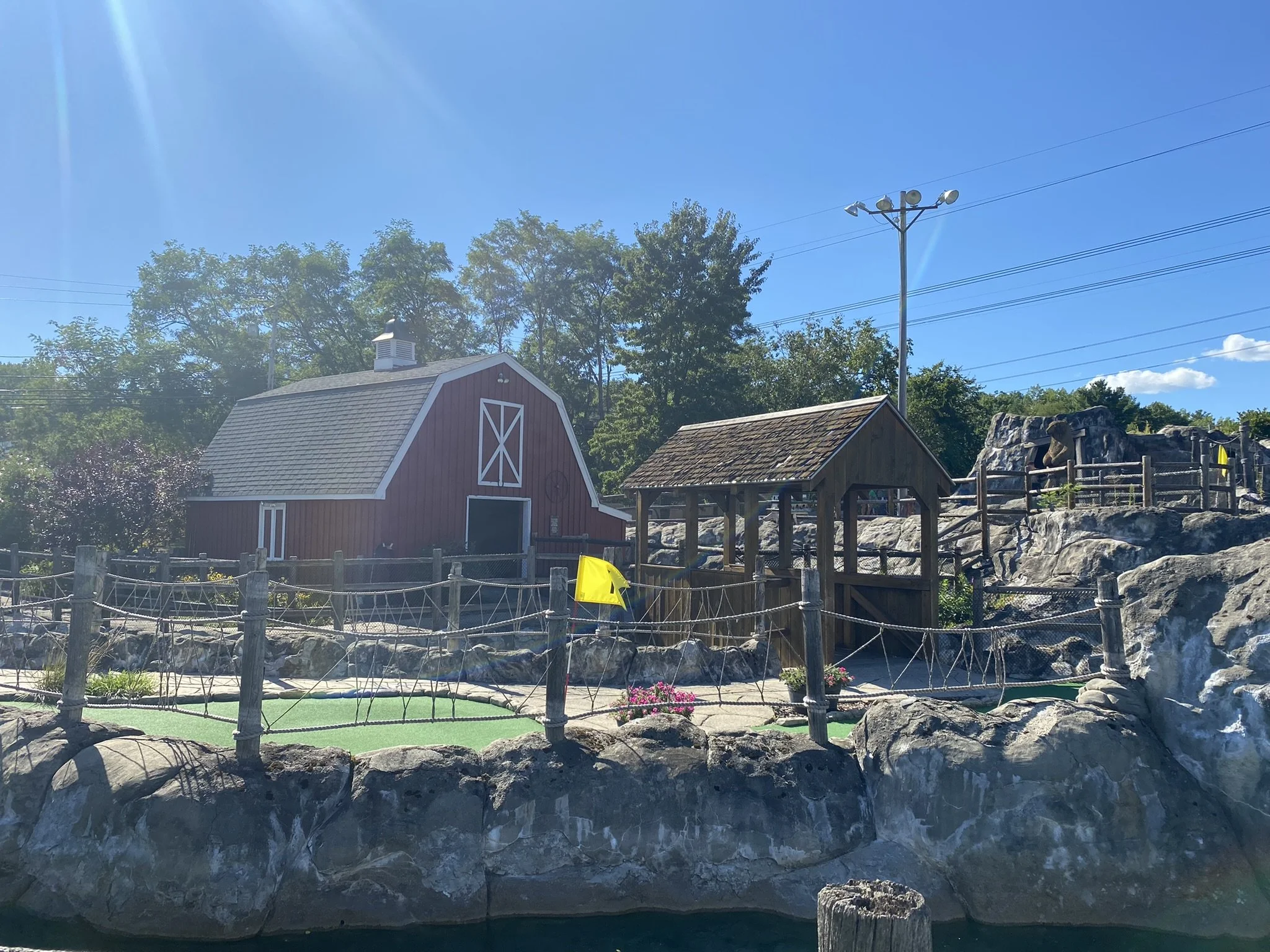 Mass Mini Golf
