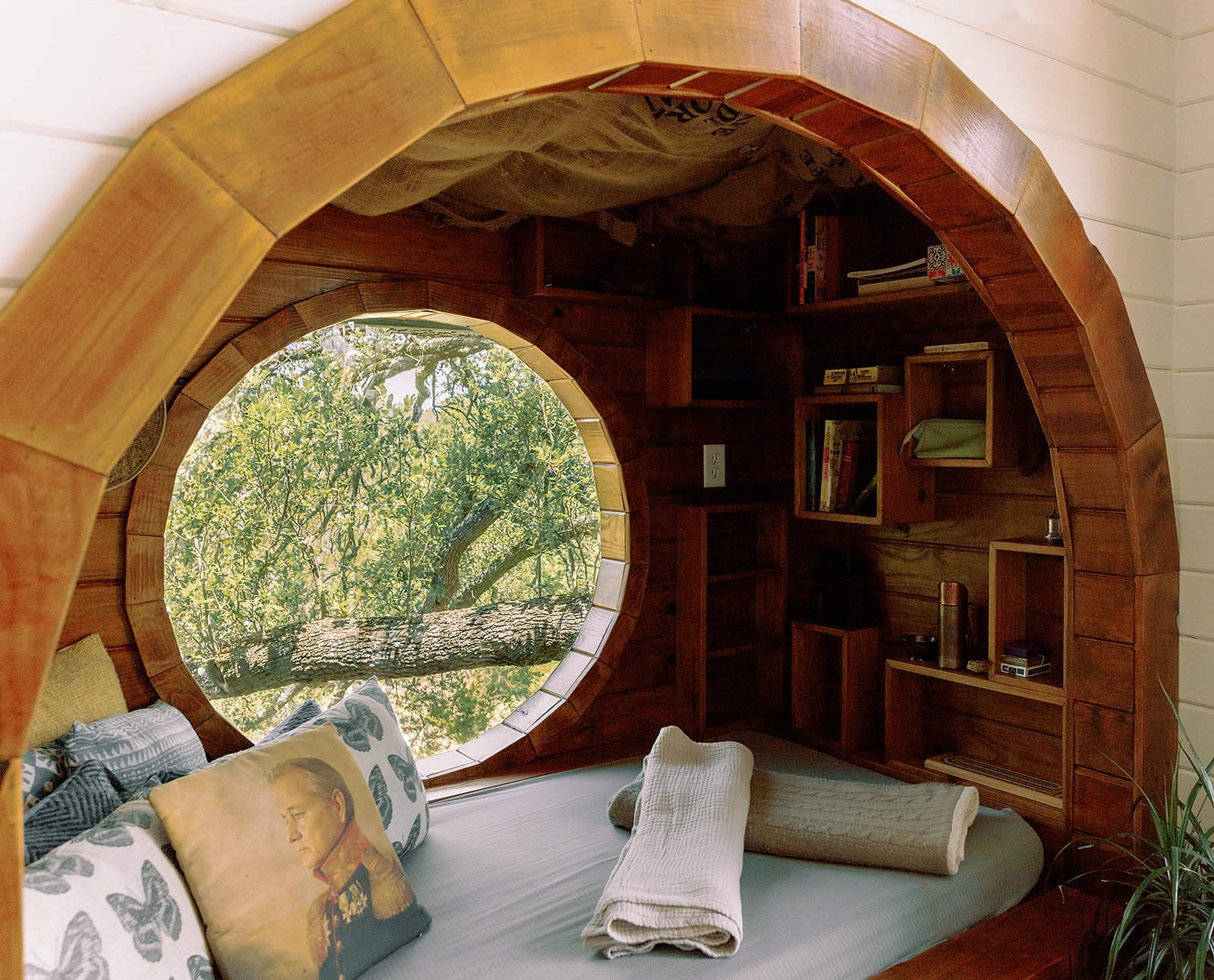 The Live Oak Treehouse at HoneyTree