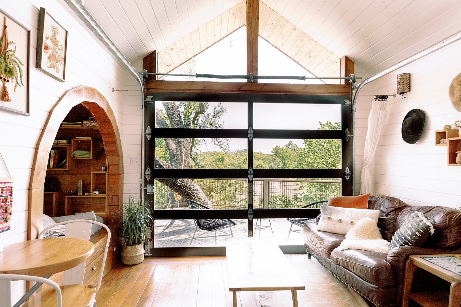 The Live Oak Treehouse at HoneyTree