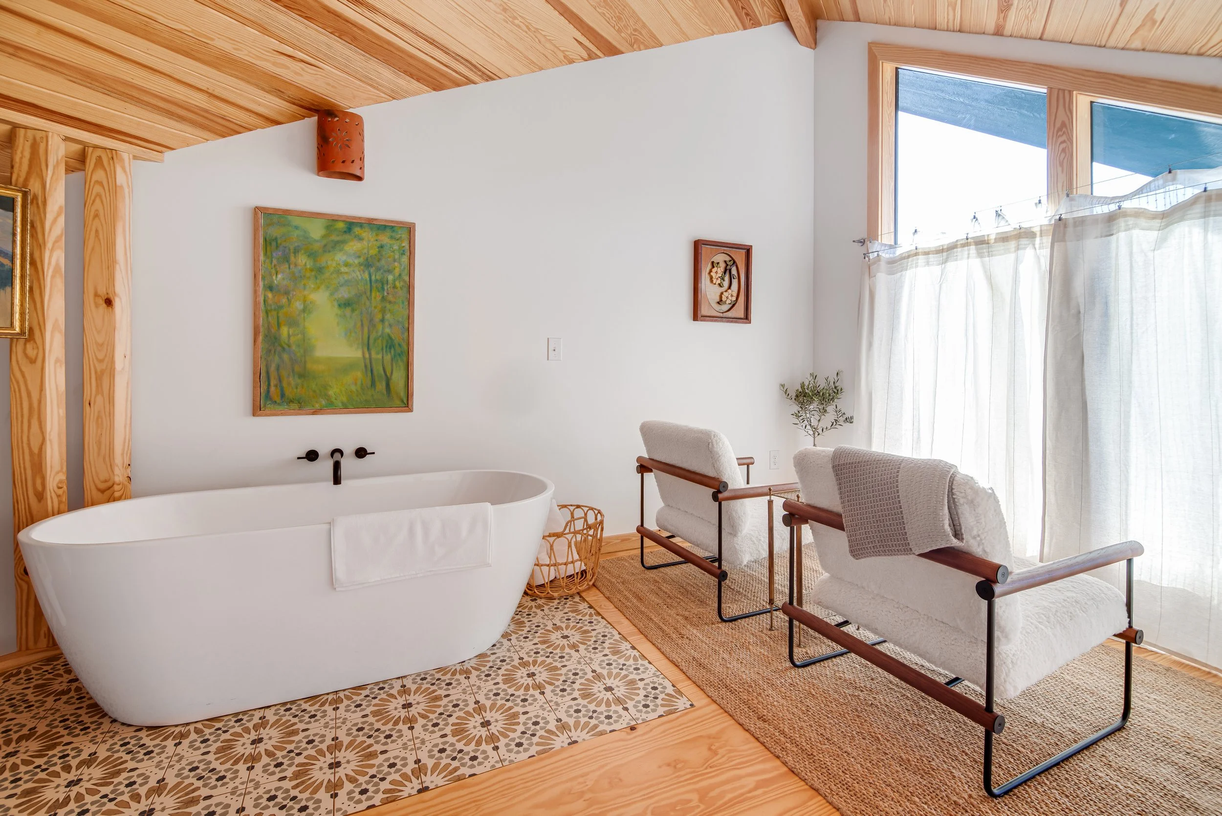 Number Eight at HoneyTree — HoneyTree | Escape to a Treehouse in