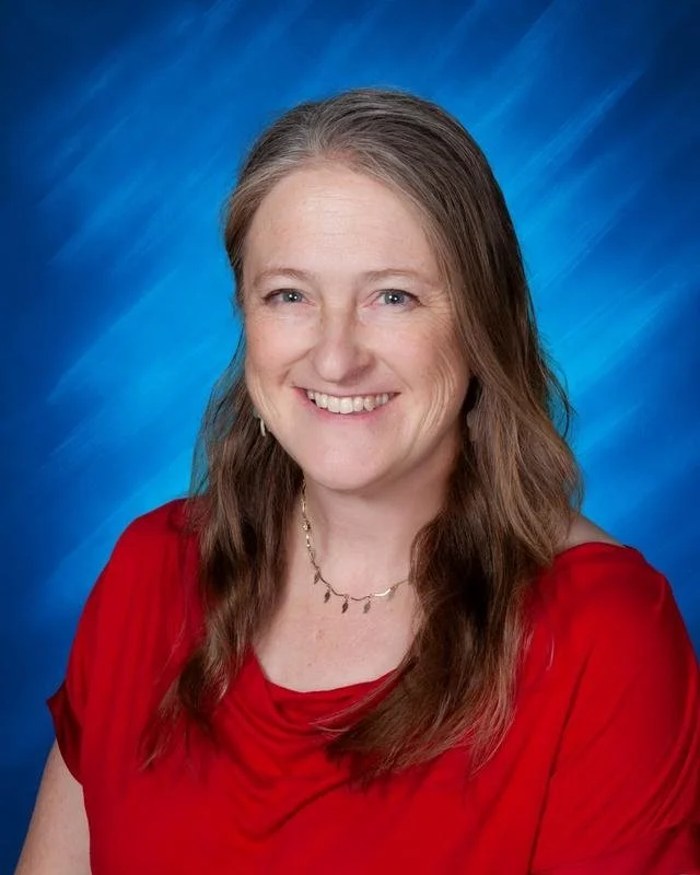 Ms. Renee Toutges | 7-12 English & Para |