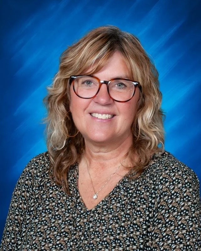 Mrs. Karin Stoesz | Math