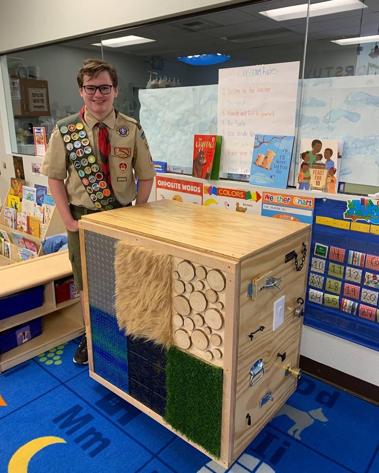 🌟 Generosity in Action 

🦅Jack&rsquo;s Eagle Scout project was an  incredible gift to Saint John&rsquo;s Children&rsquo;s program: a four-sided sensory wall 🌈 built and designed himself! 🔨

#EagleScout #CommunitySupport #SensoryWallMagic #GoldenE