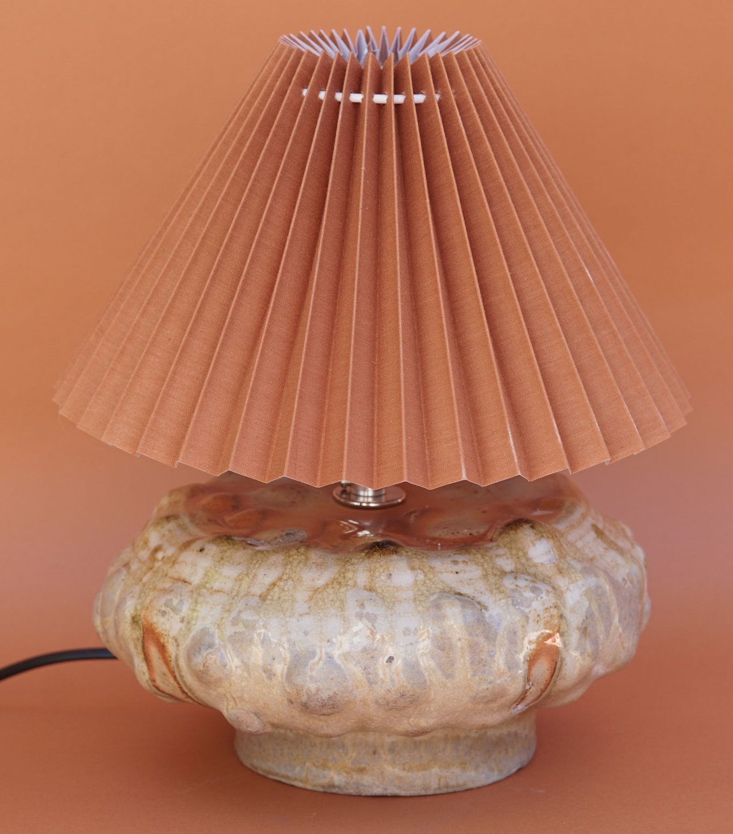 urchin-with-a-brown-shade.jpg