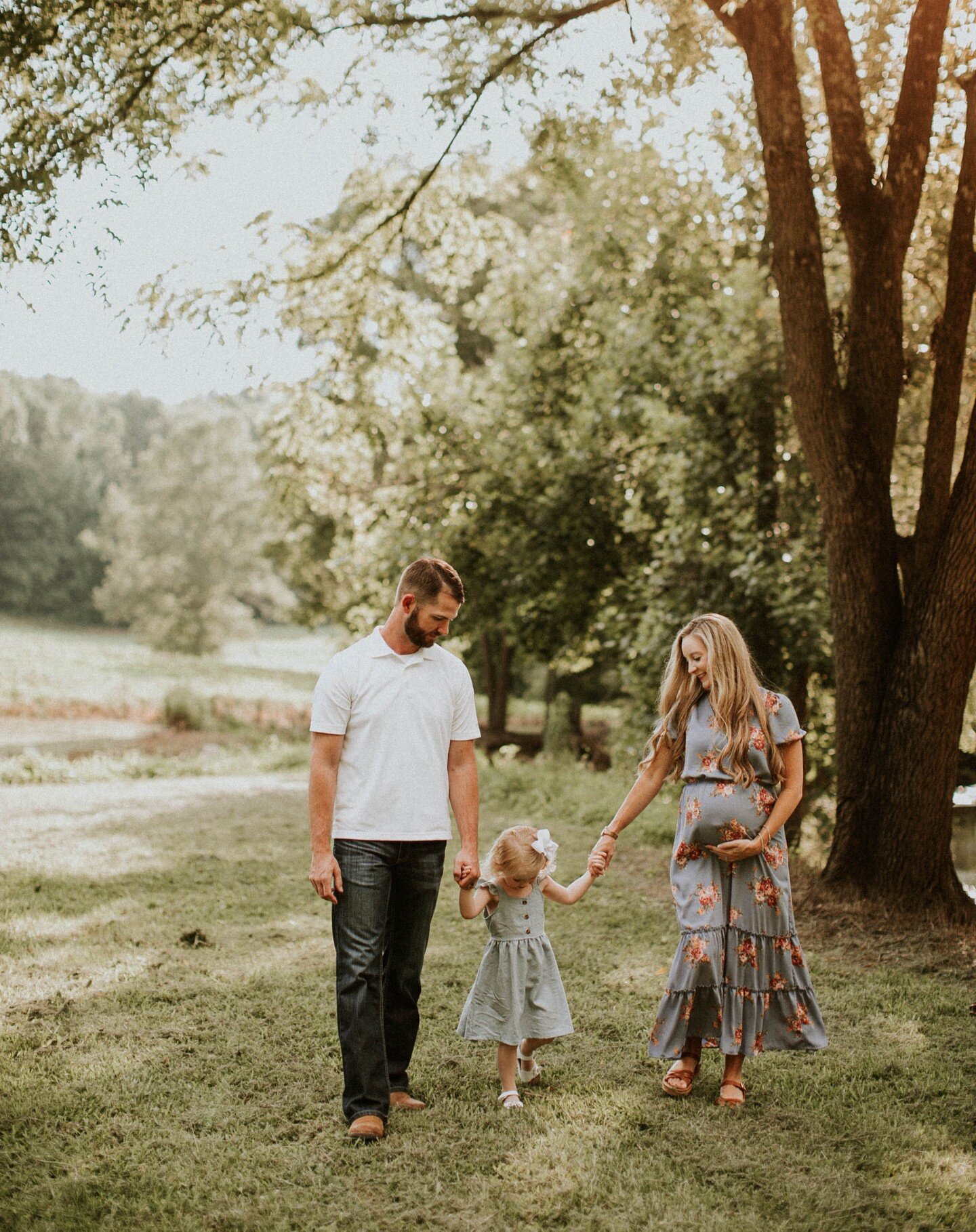 I have been photographing this sweet family since Sadie was one, and now she is about to be a big sister! I absolutely love watching these families grow and being a part of it!