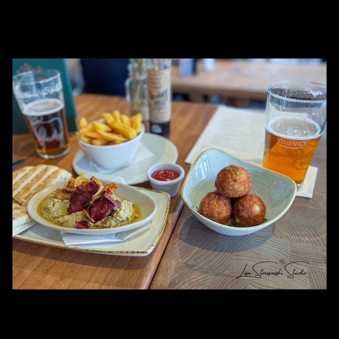 DESTINATION LONDON - Fall 2024:  Discovered hidden gems in the heart of London!

Had an incredible time at Founder's Arms Pub, a cozy glass-fronted spot with a heated patio offering stunning views of the River Thames and St. Paul&rsquo;s Cathedral.

