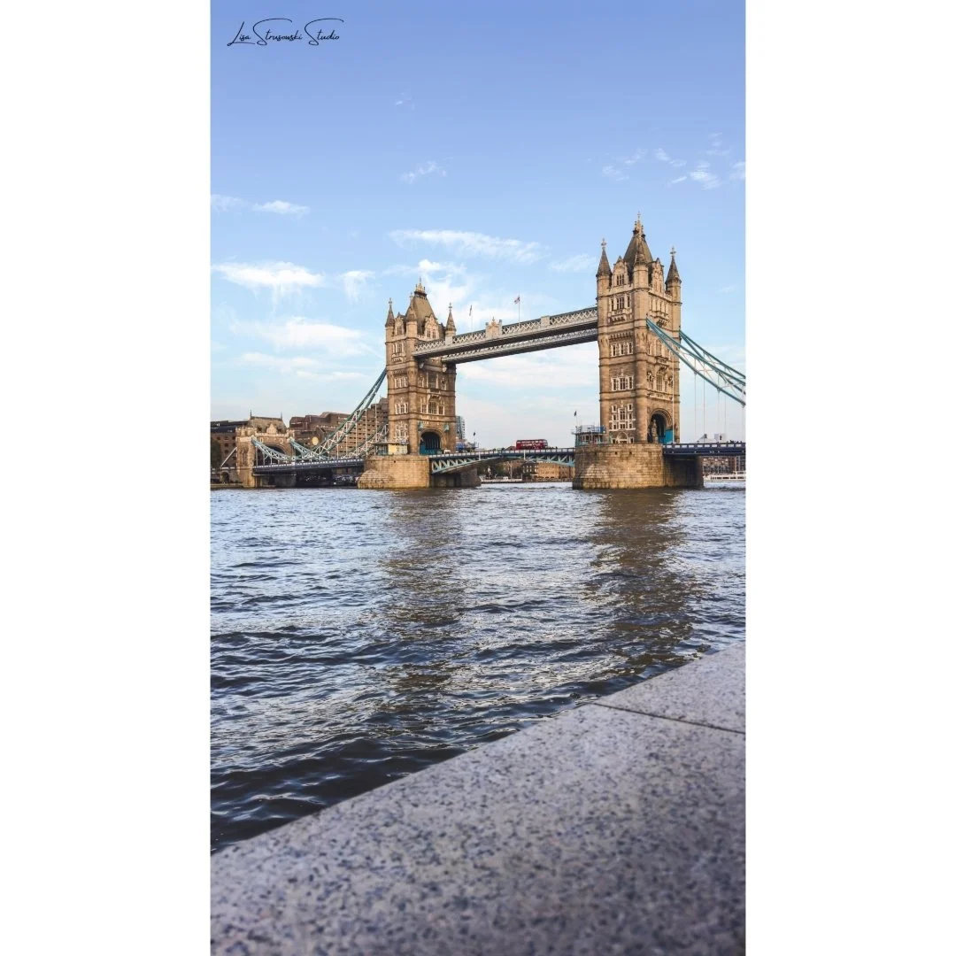 DESTINATION LONDON: 
An icon, London Tower Bridge stands tall over the Thames River, connecting the city&rsquo;s rich past with its vibrant present. A masterpiece of Victorian engineering and a must-see for every London explorer 🇬🇧

Photo by Lisa S
